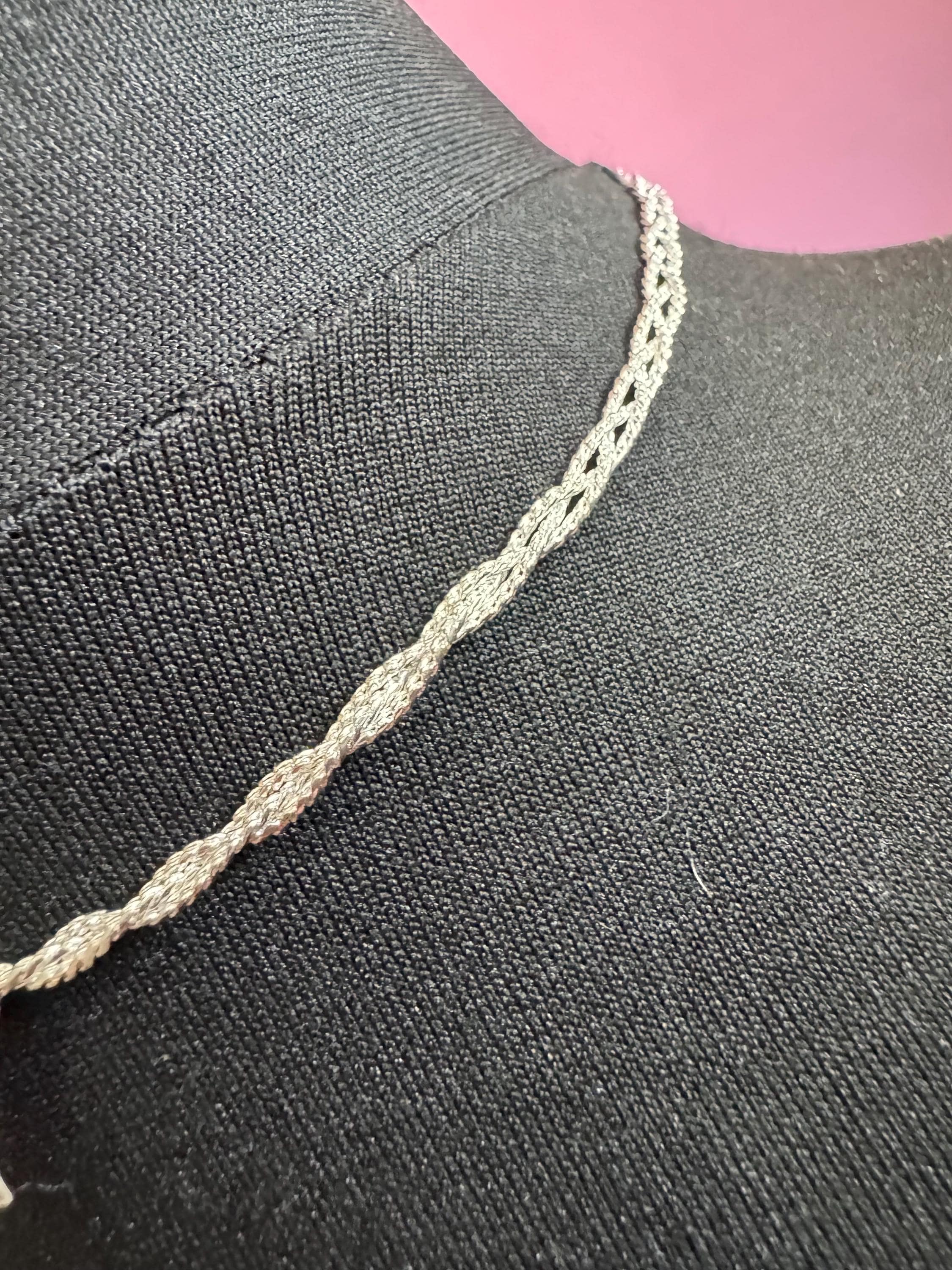 Retro 80s short 42.5cm woven silver plated twisted chain necklace