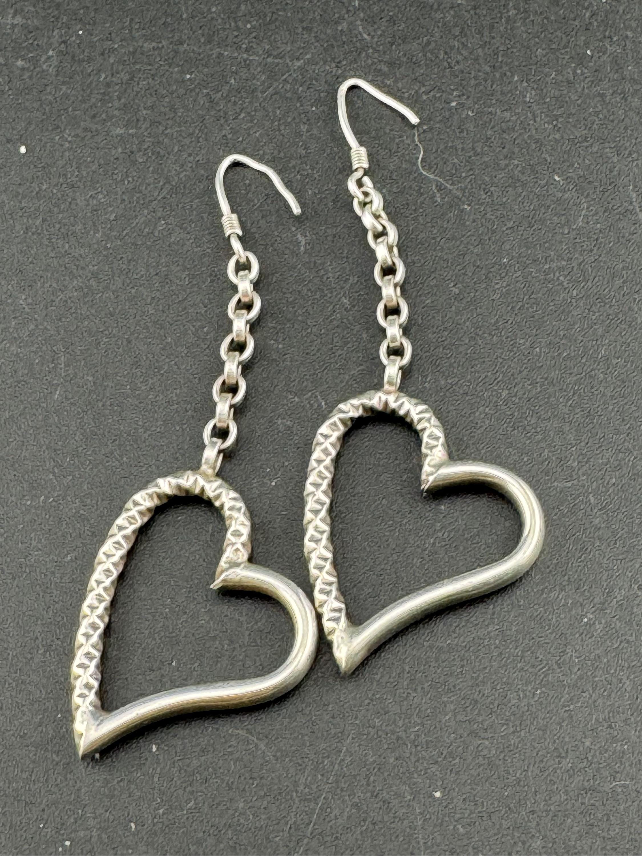 925 sterling silver chain link dangly heart drop earrings 6.4 grams