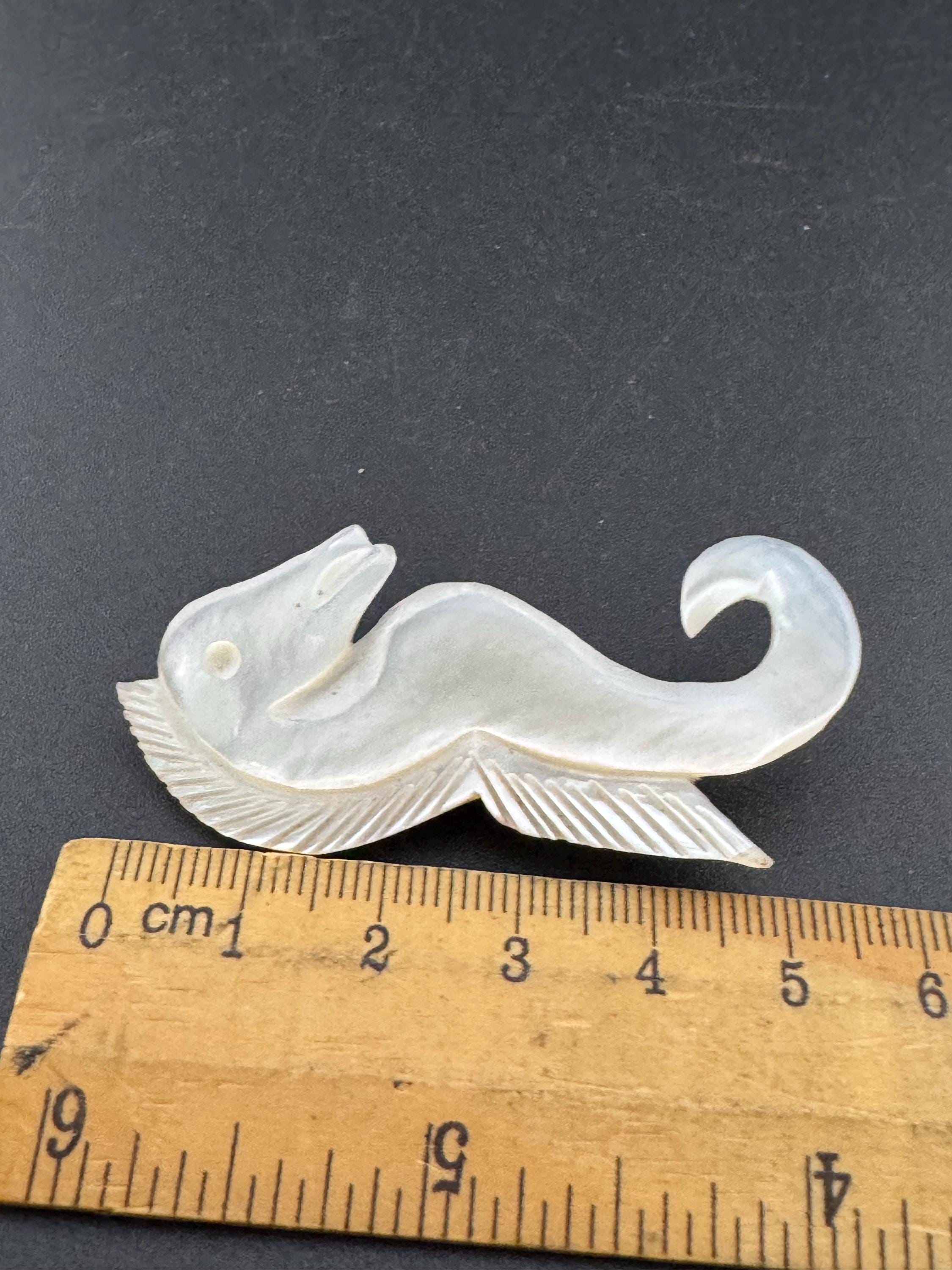 Vintage mid century mother of pearl, shell seahorse brooch , nautical marine style
