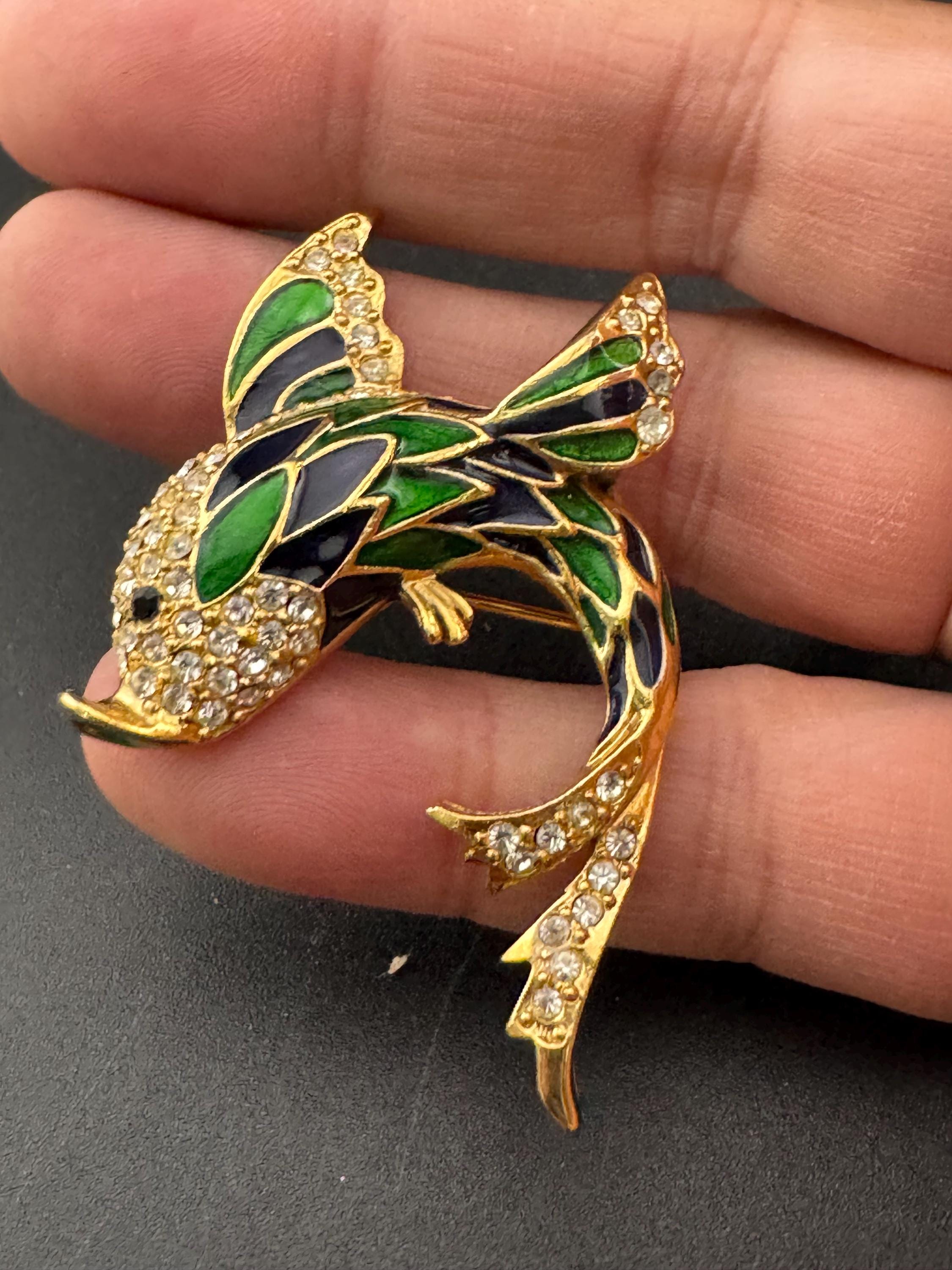 1980s very stylish gold tone blue and Green enamel crystal rhinestone fish Brooch