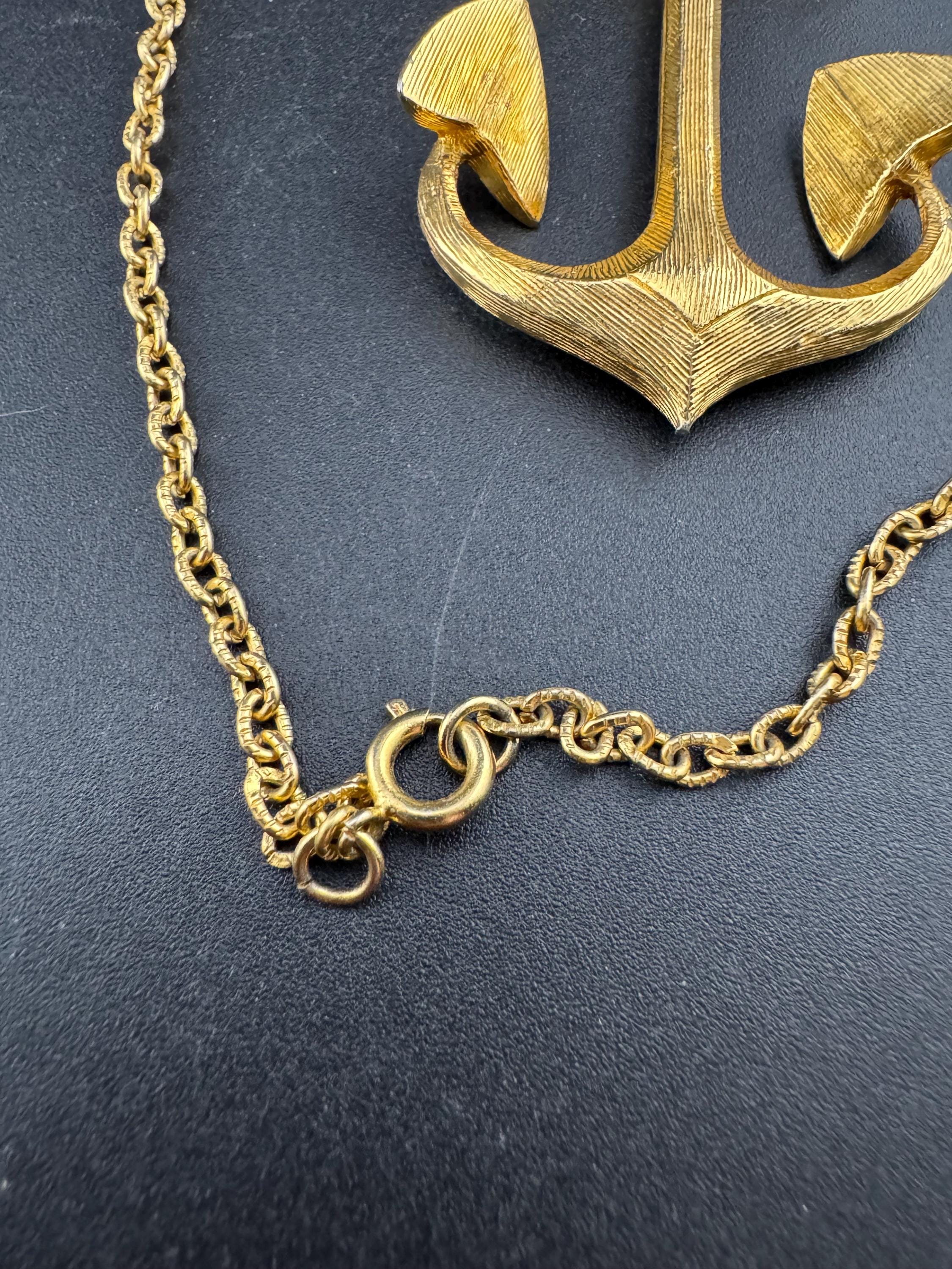 vintage signed sphinx gold tone textured nautical anchor pendant on a 62cm cable chain necklace 70s
