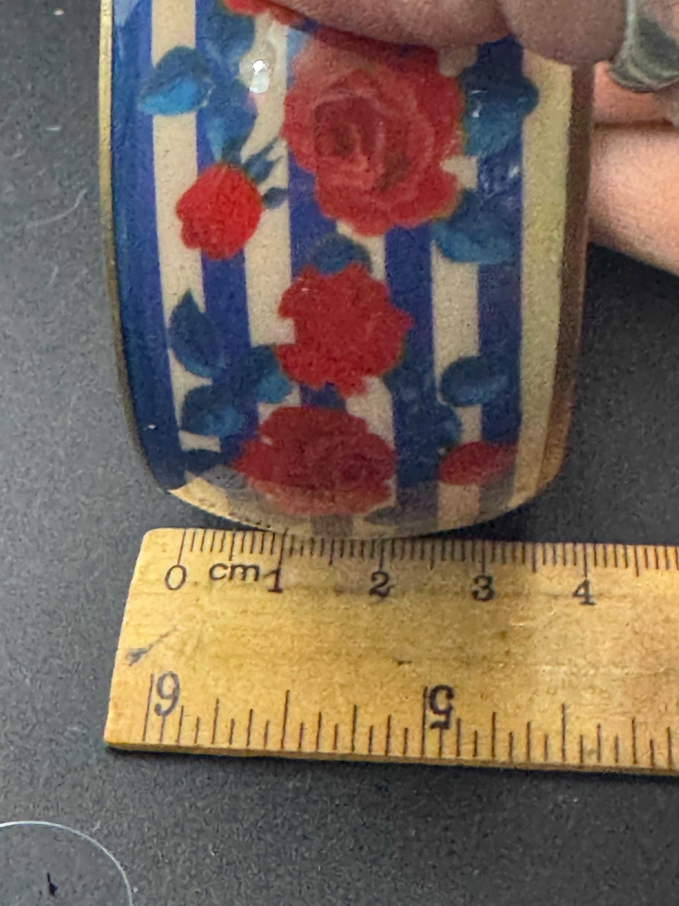 Retro red floral roses blue striped  brass metal wide acrylic plastic wide summer bangle