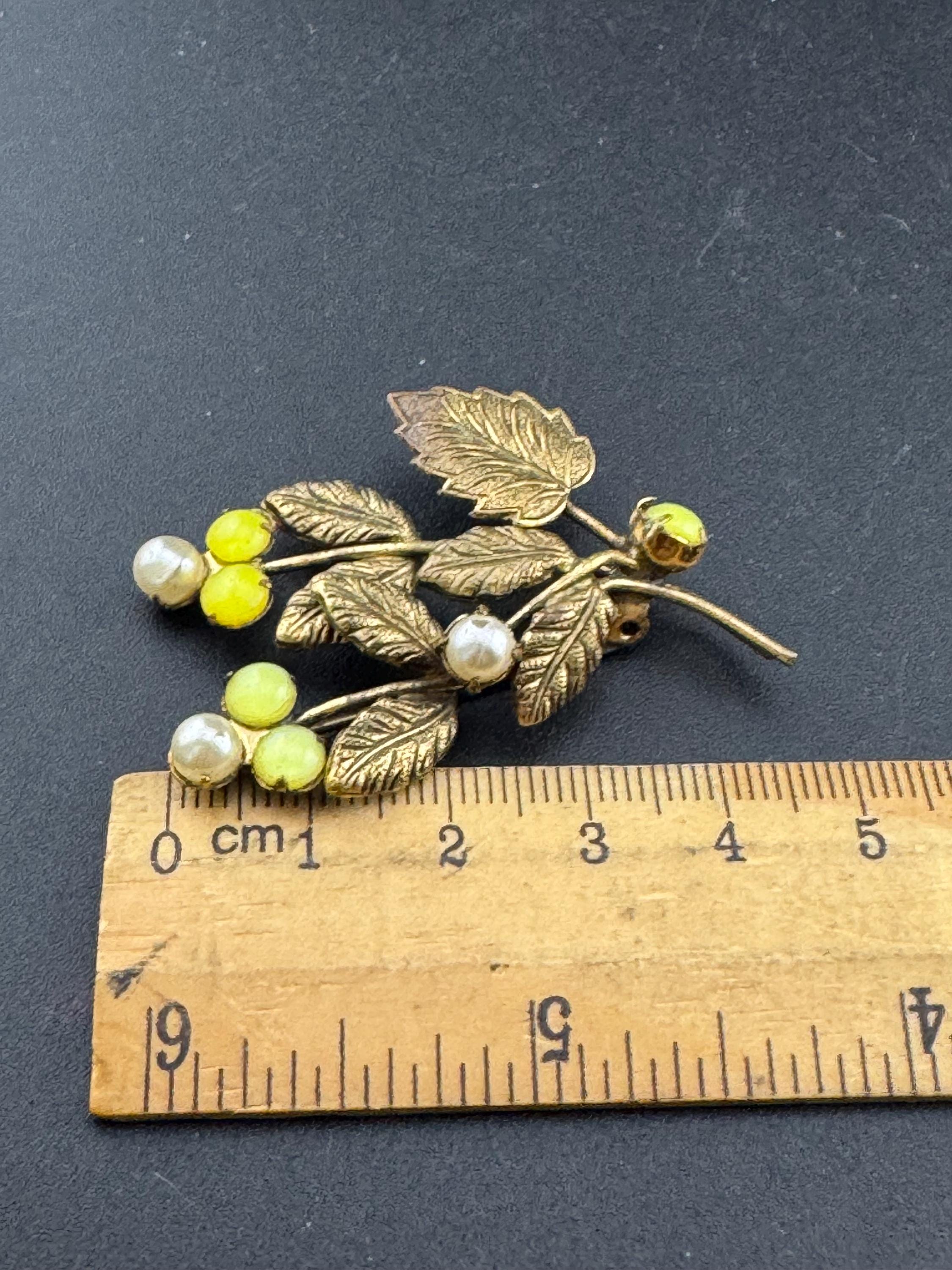 Art Deco Brass Leaf Brooch: Czech Faux Pearl Cabochons