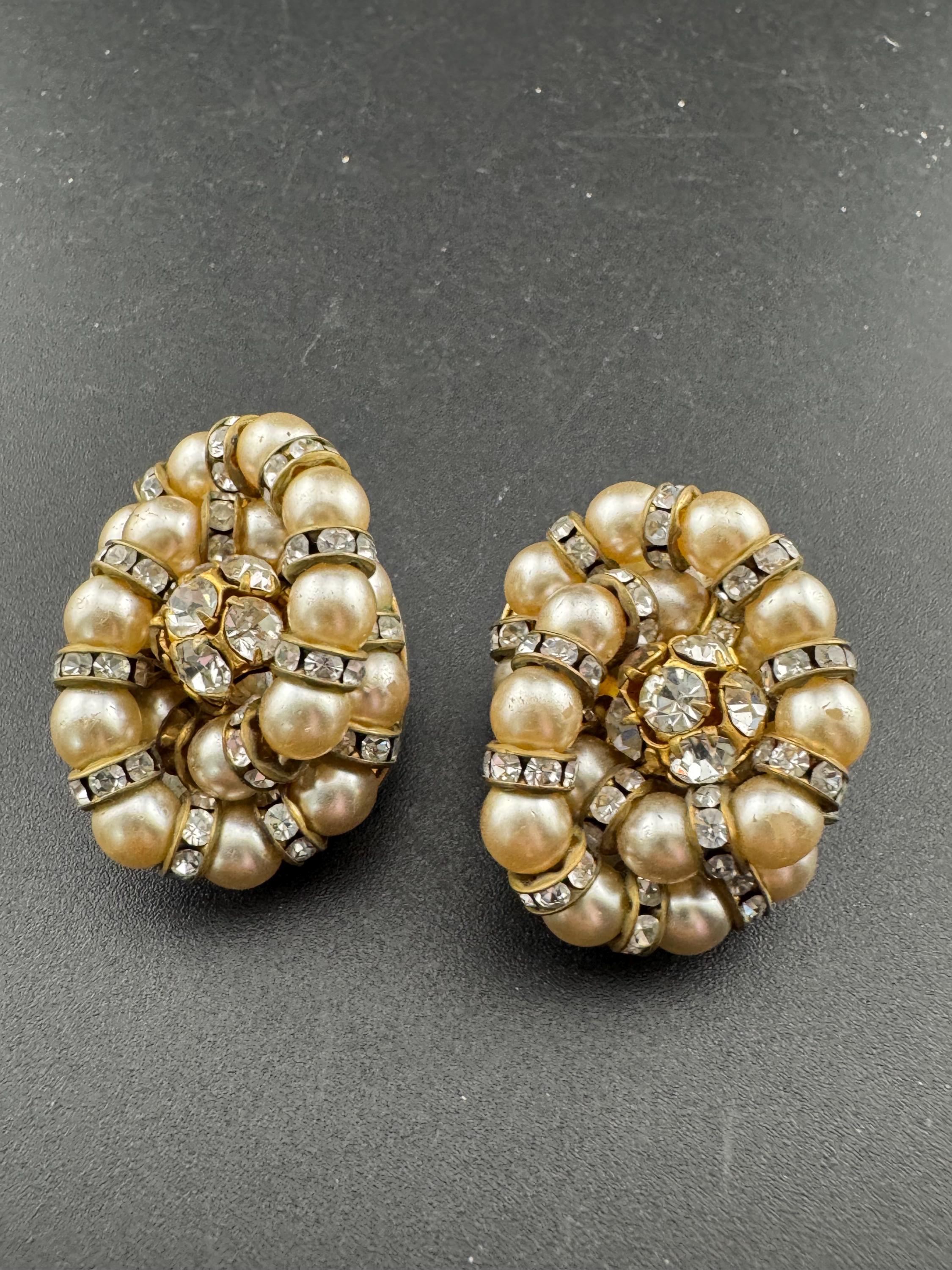 Vintage oversized cream Pearl channel set rondelle rhinestone ornate high end cluster stud clip on Earrings 3.5cm