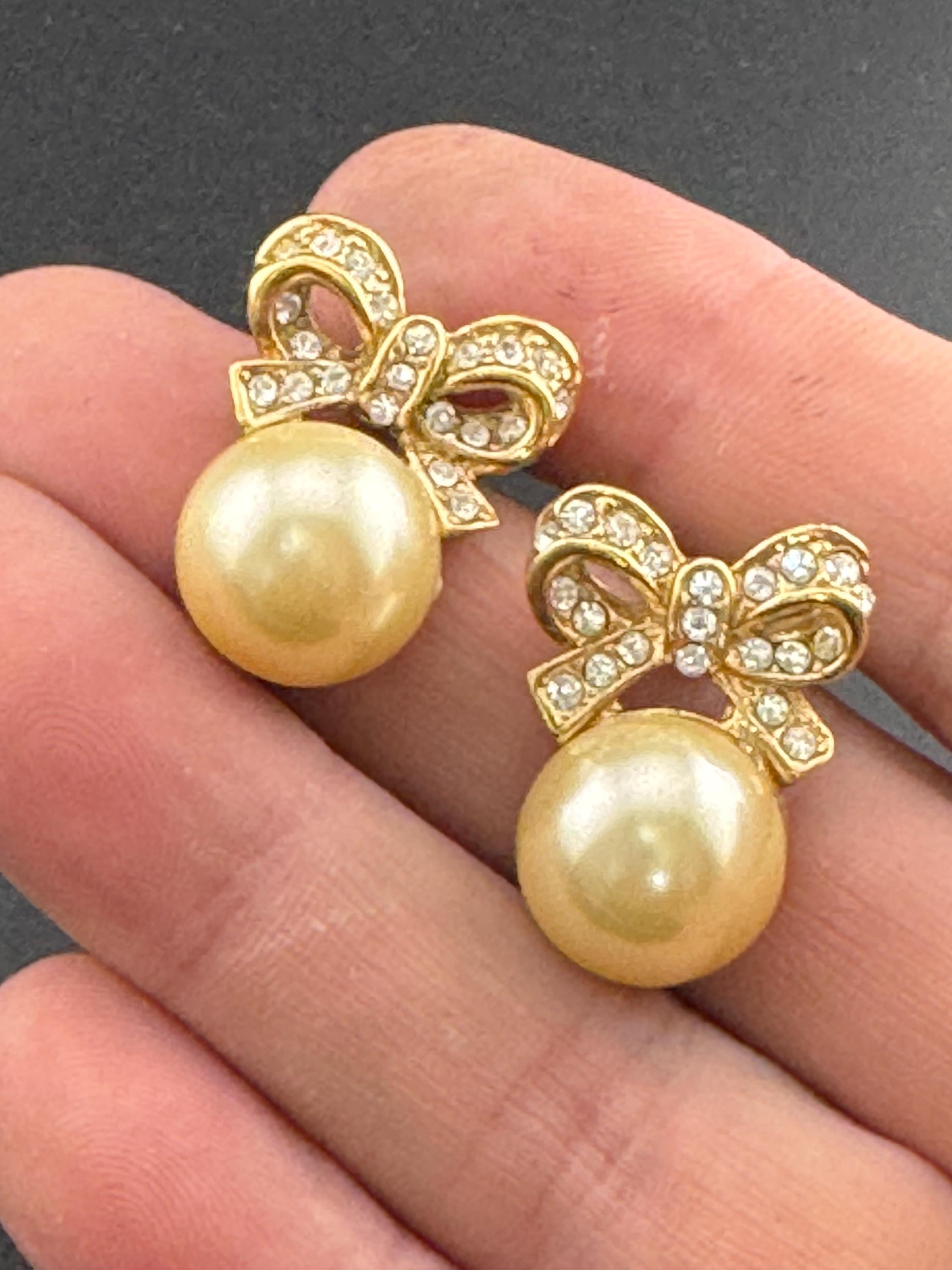Vintage 90s gold tone cream pearl dangly ball drop diamante bow earrings for pierced ears