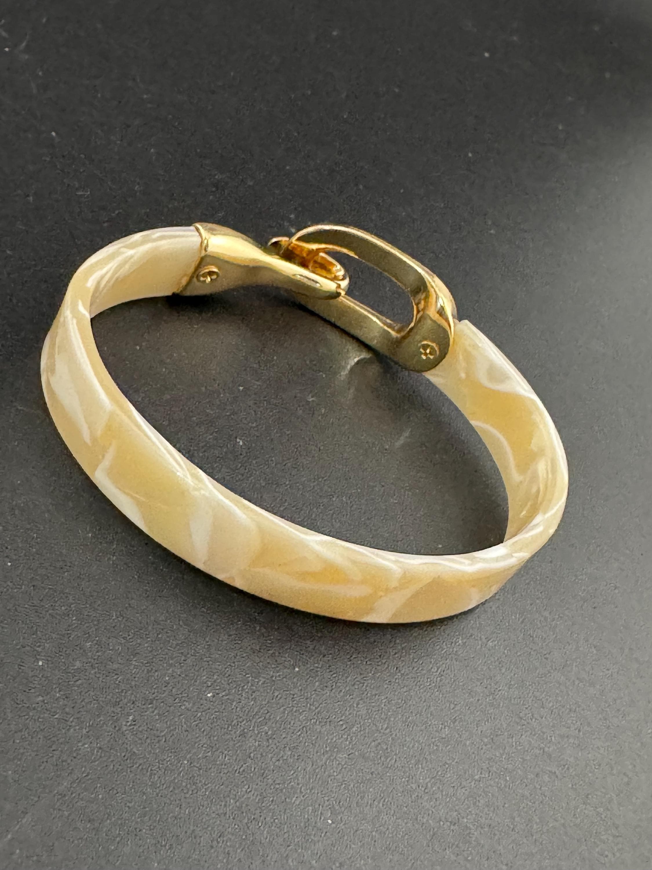 Stylish retro beige acrylic plastic resin wide cuff bangle bracelet with Matt gold tone detail