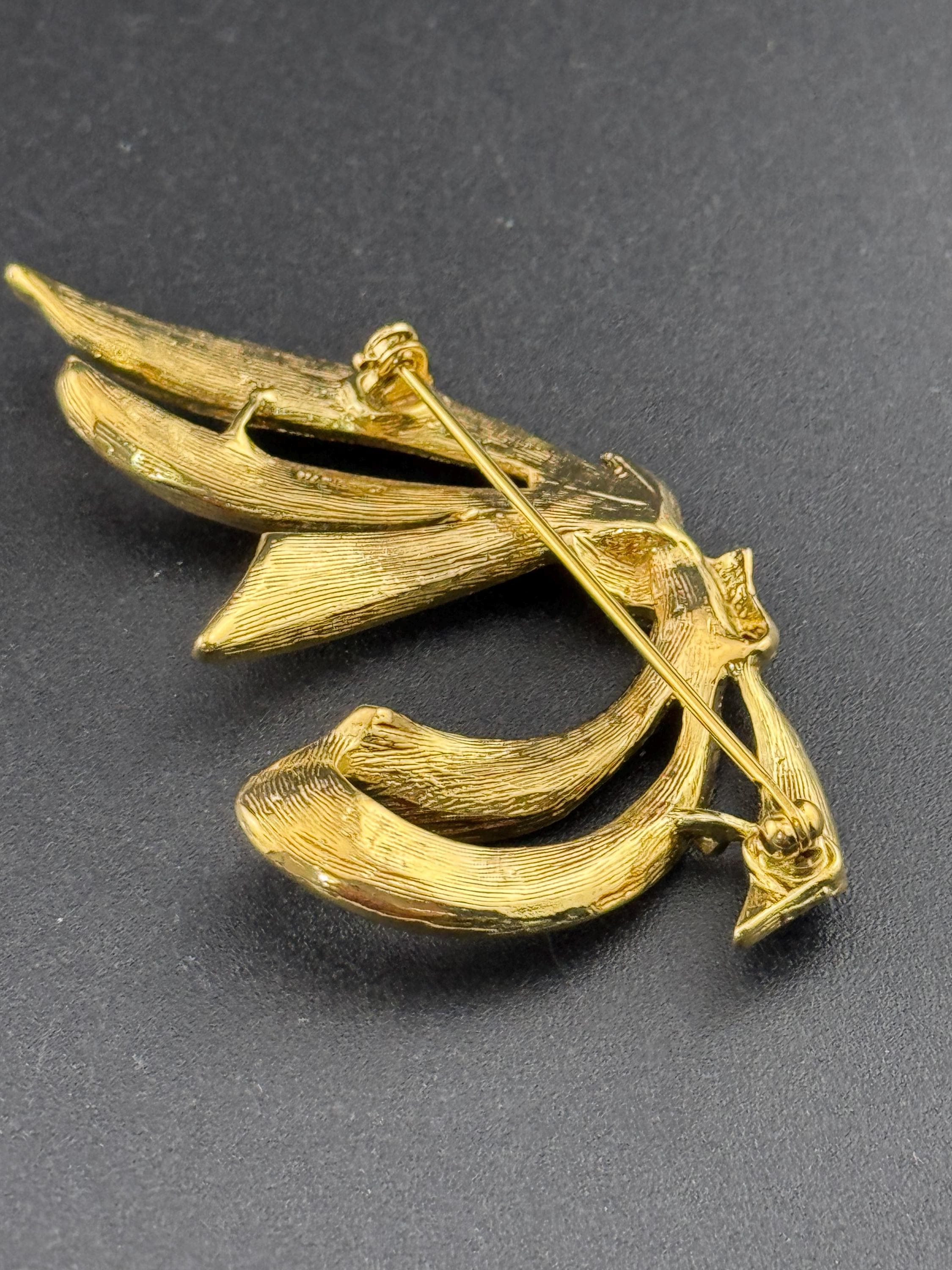 vintage signed Napier modernist mid century gold tone abstract ribbon bow brooch large 6cm roll clasp 1960s 1970s