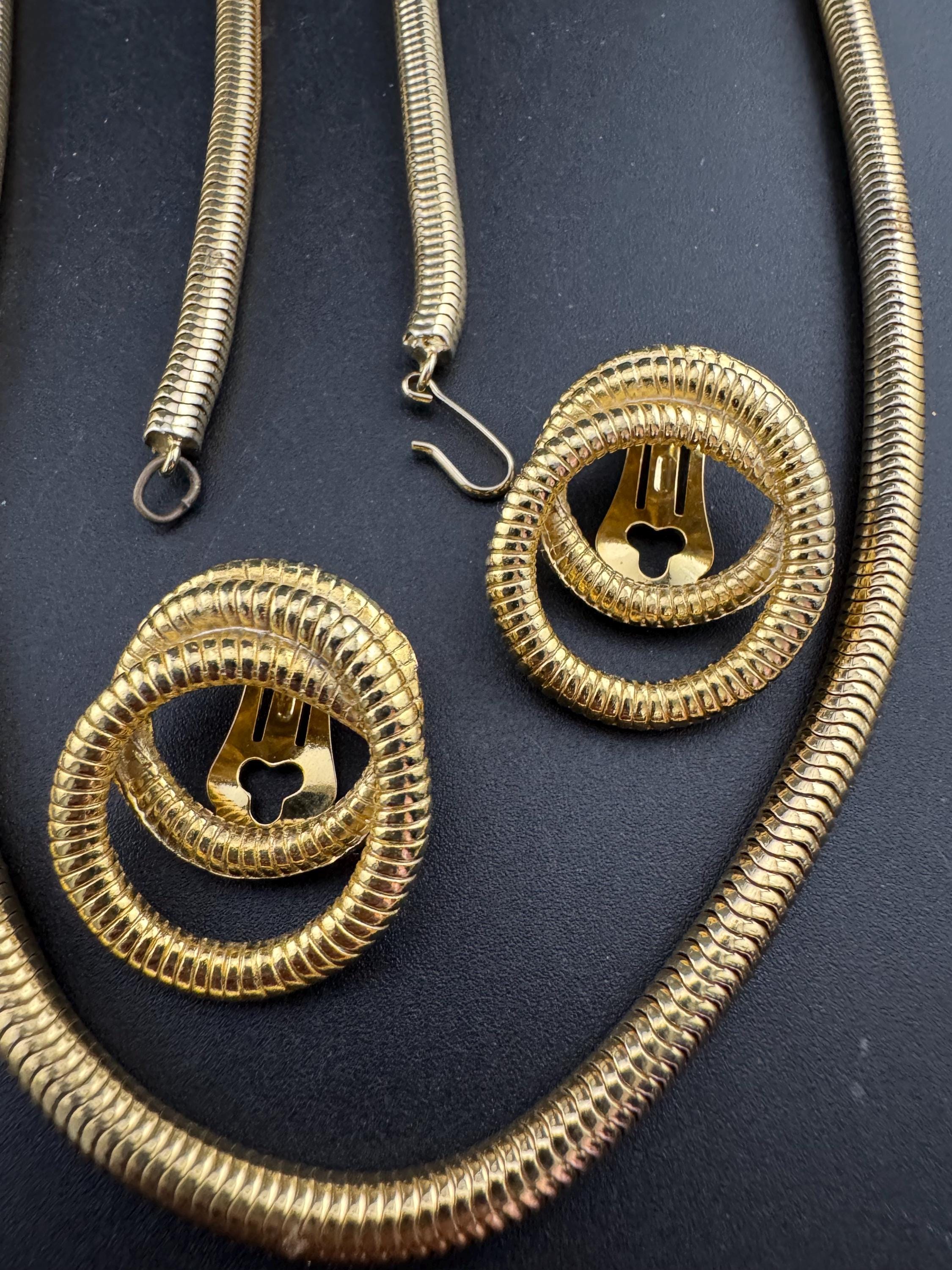 Vintage long round tube mesh link gold tone long chain necklace and matching earring set