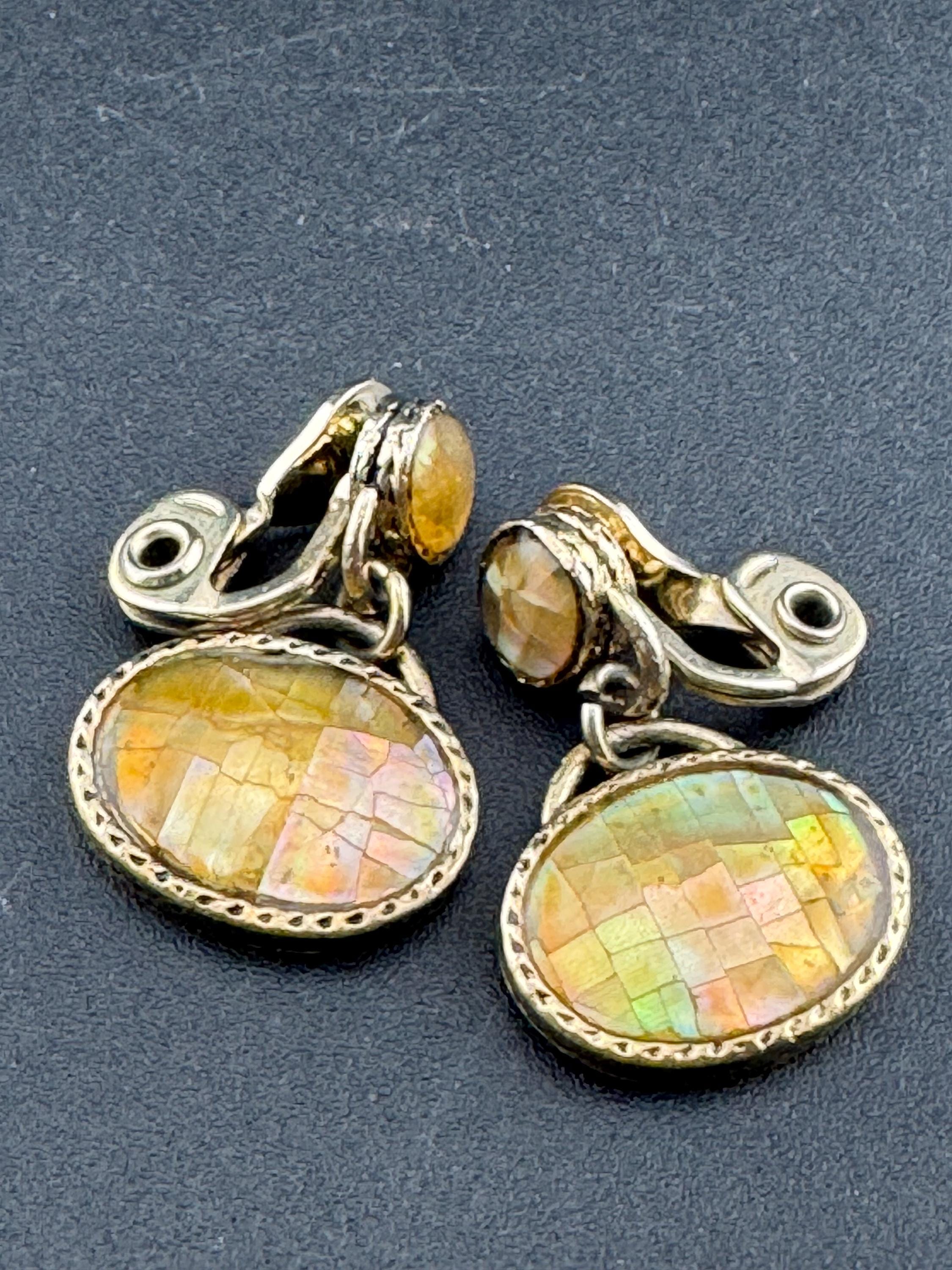 Vintage signed Monet 22ct triple gold plated shell cabochon dangly drop clip on earrings