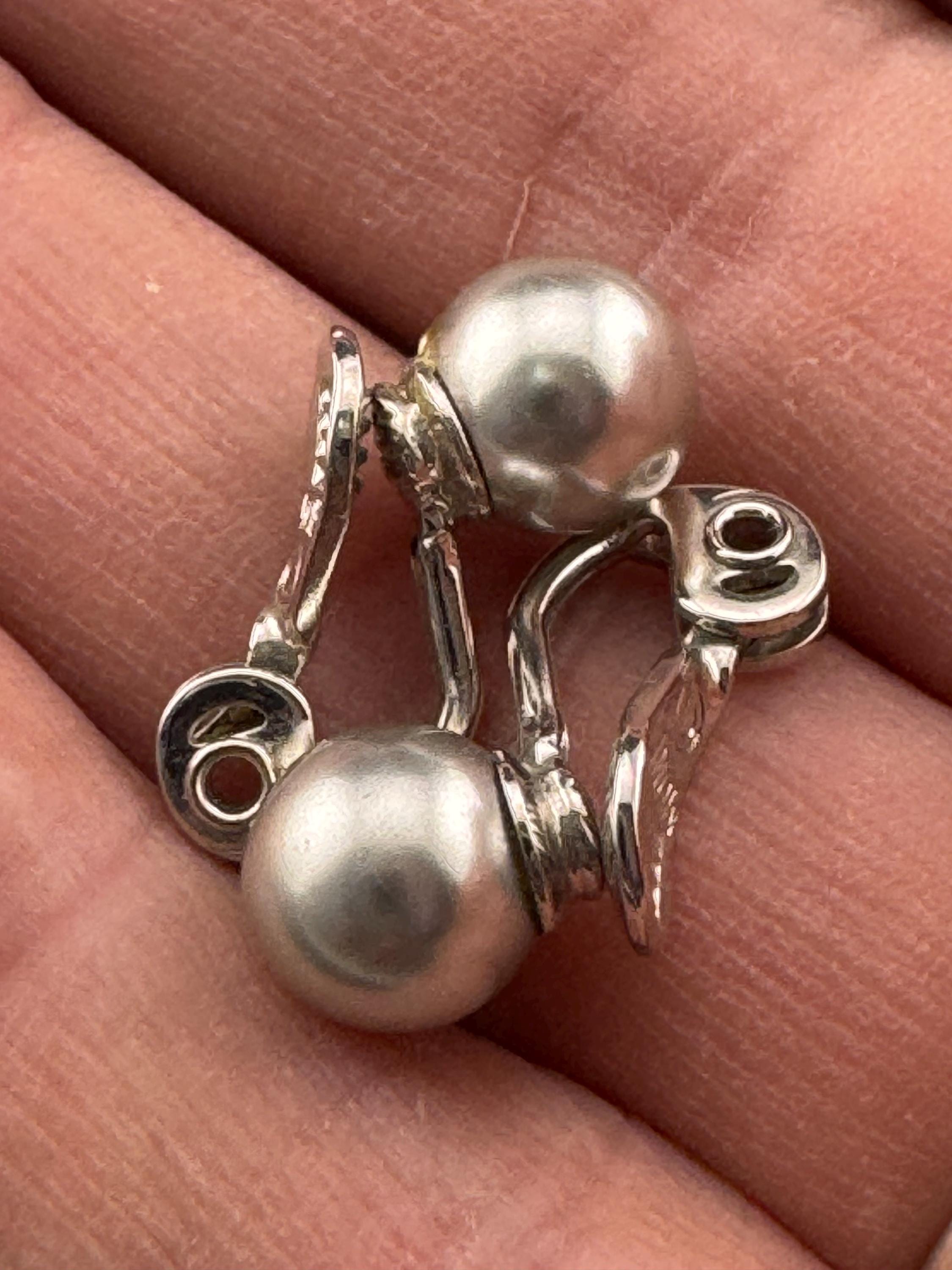 Vintage signed Monet faux grey pearl silver tone 22ct triple white gold plated ball stud clip on earrings 7mm