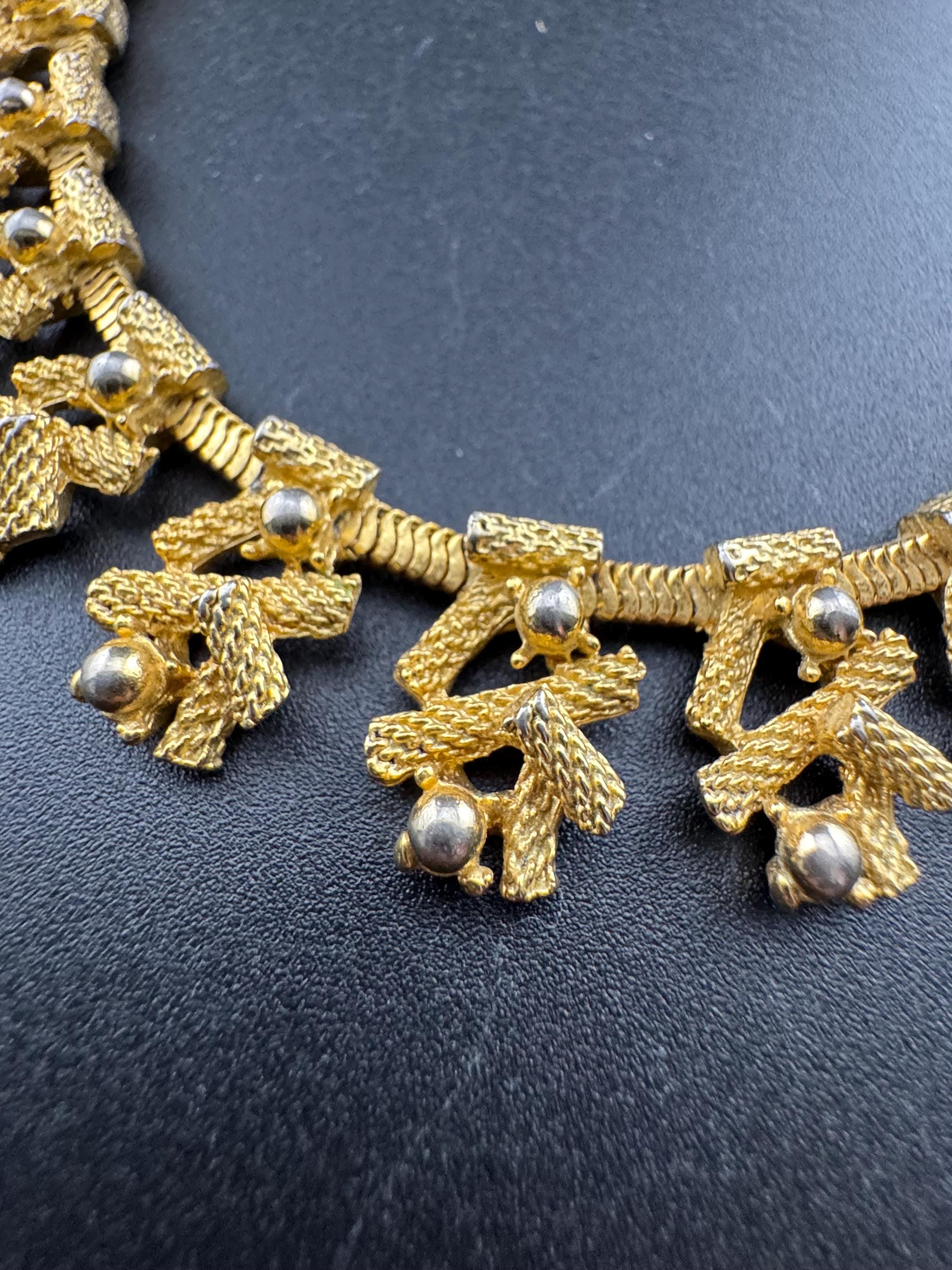 Vintage gold tone brutalist modernist textured choker necklace