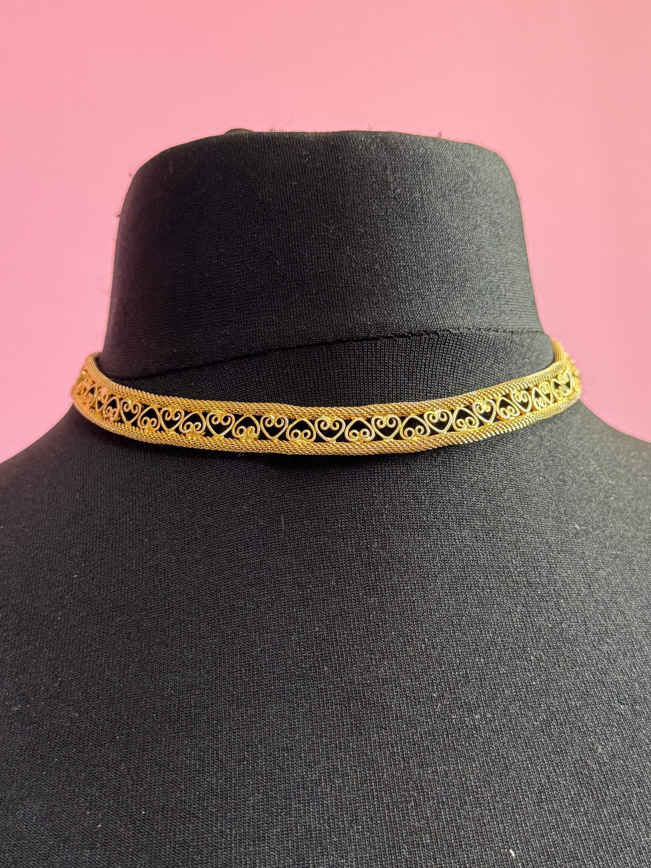 Vintage retro gold tone gilt filigree heart link mesh chain choker necklace