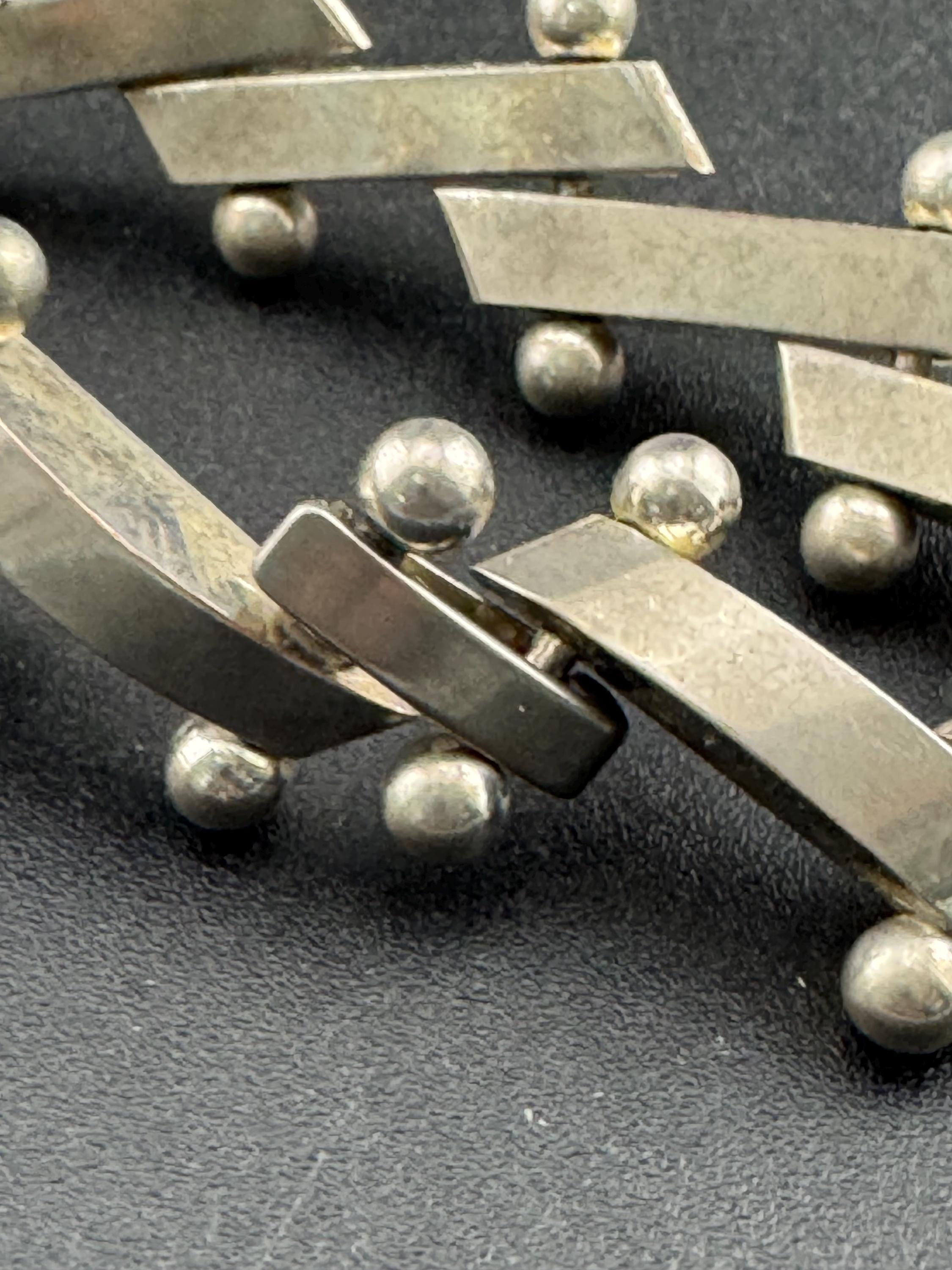 Vintage Modernist brutalist 925 silver panel and ball link bracelet 41.2 grams 20cm long unisex