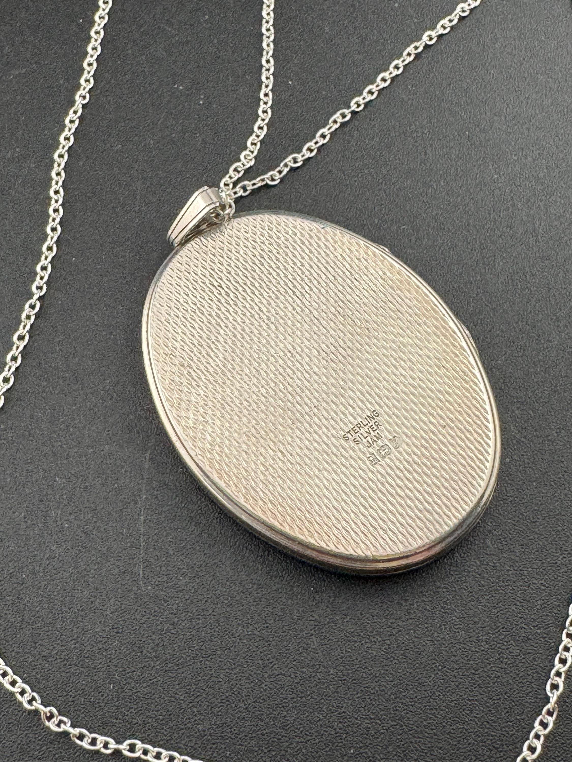 Vintage Floral Engraved Photo Locket: Sterling Silver Keepsake Necklace
