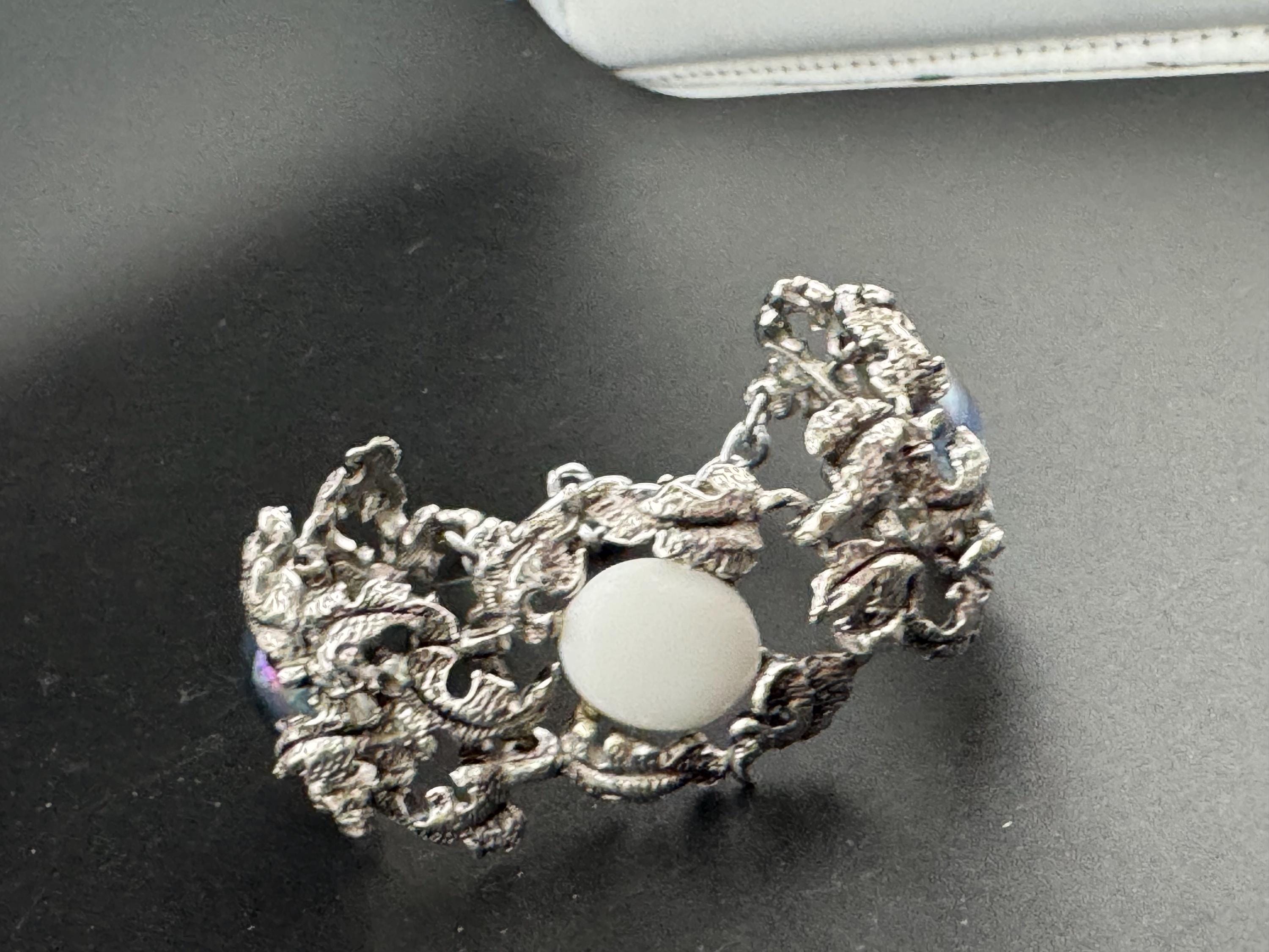 Signed Hollywood Vintage Brutalist silver tone textured blue and white cabochon chain link bracelet