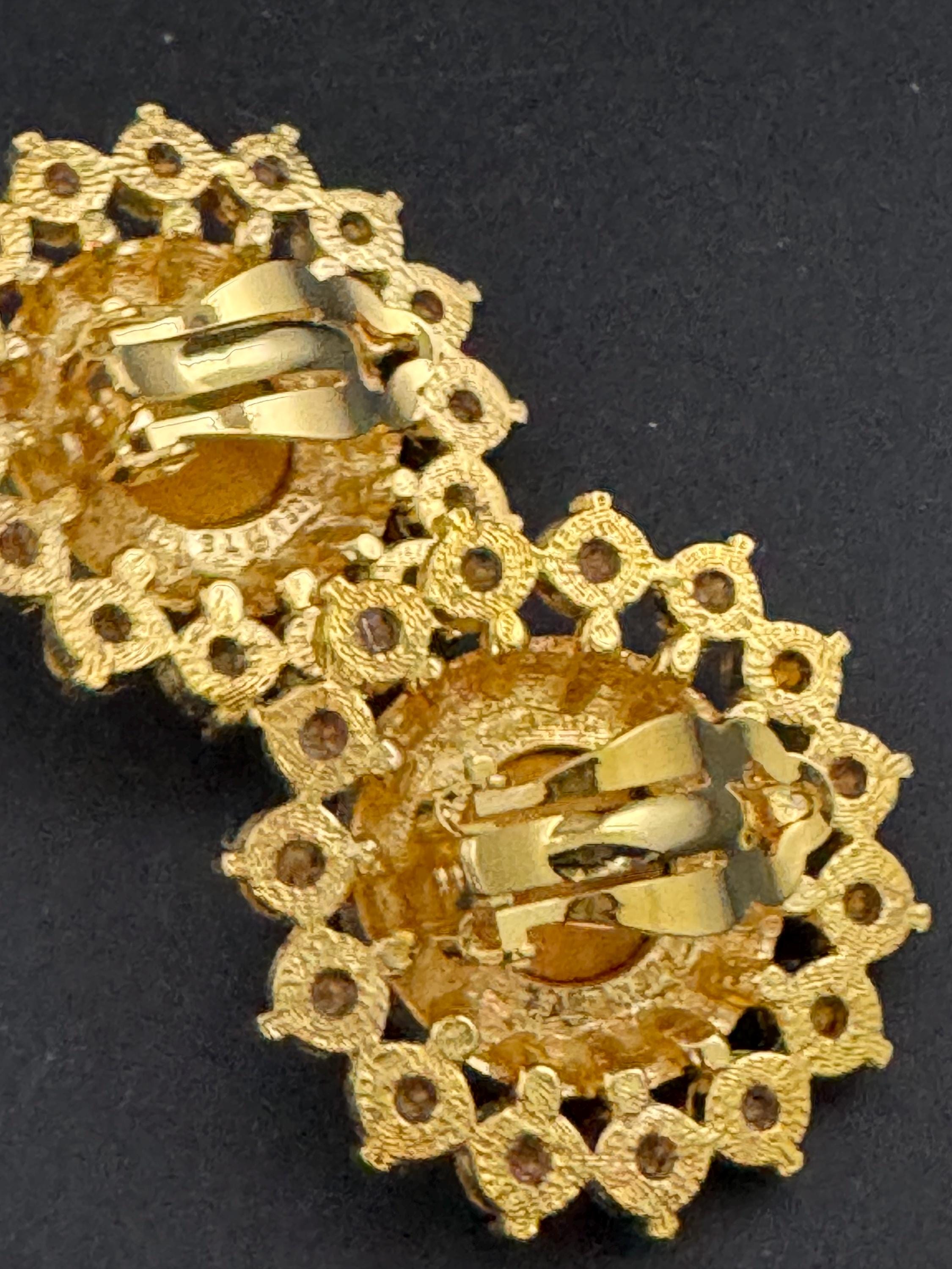 oversized 3.5cm gold tone emerald green glass Rivoli and clear Swarovski crystal round stud earrings 1980s old shop stock