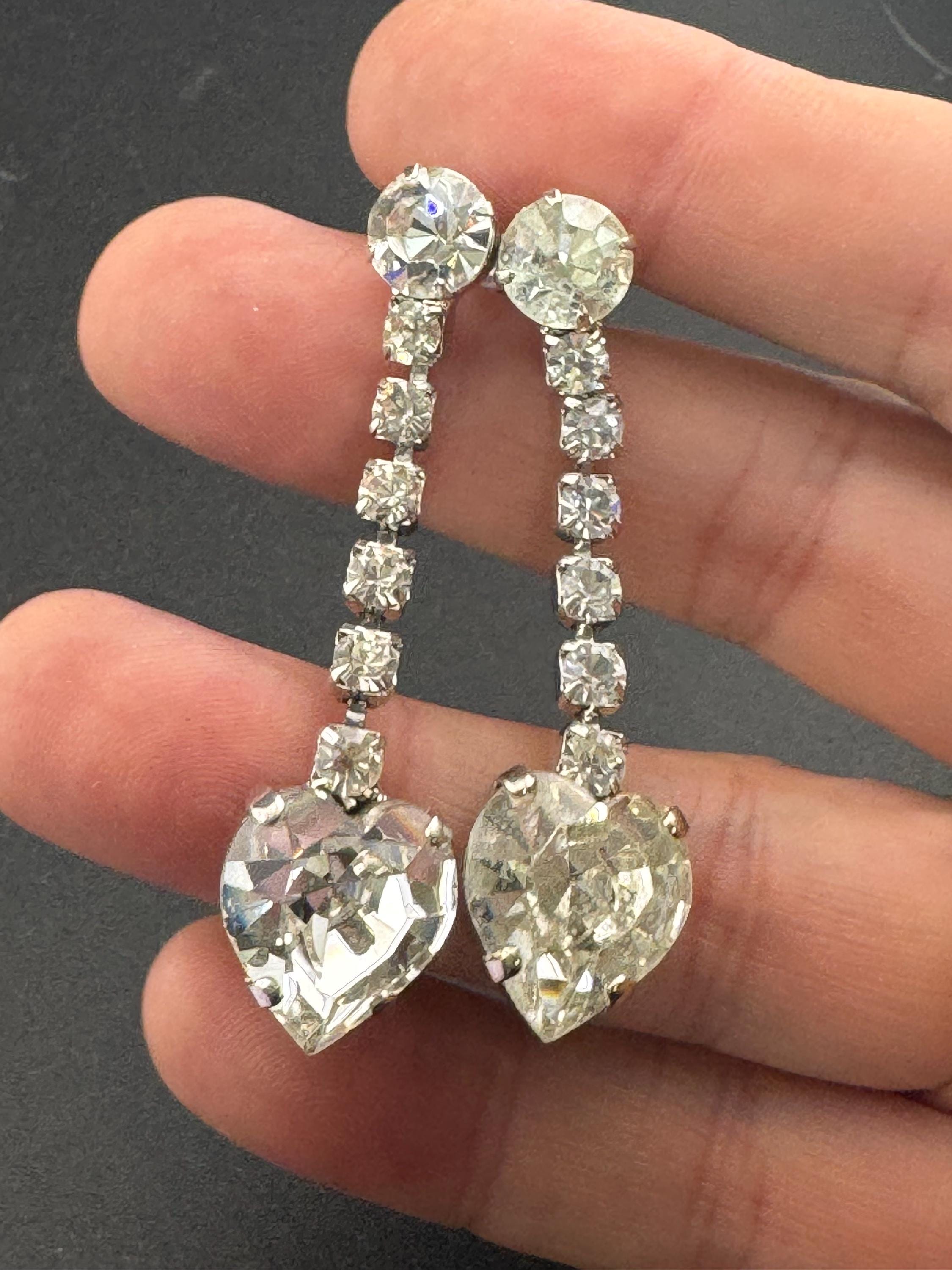 Retro clear claw set rhinestone paste diamanté dangly drop pierced heart earrings , silver tone