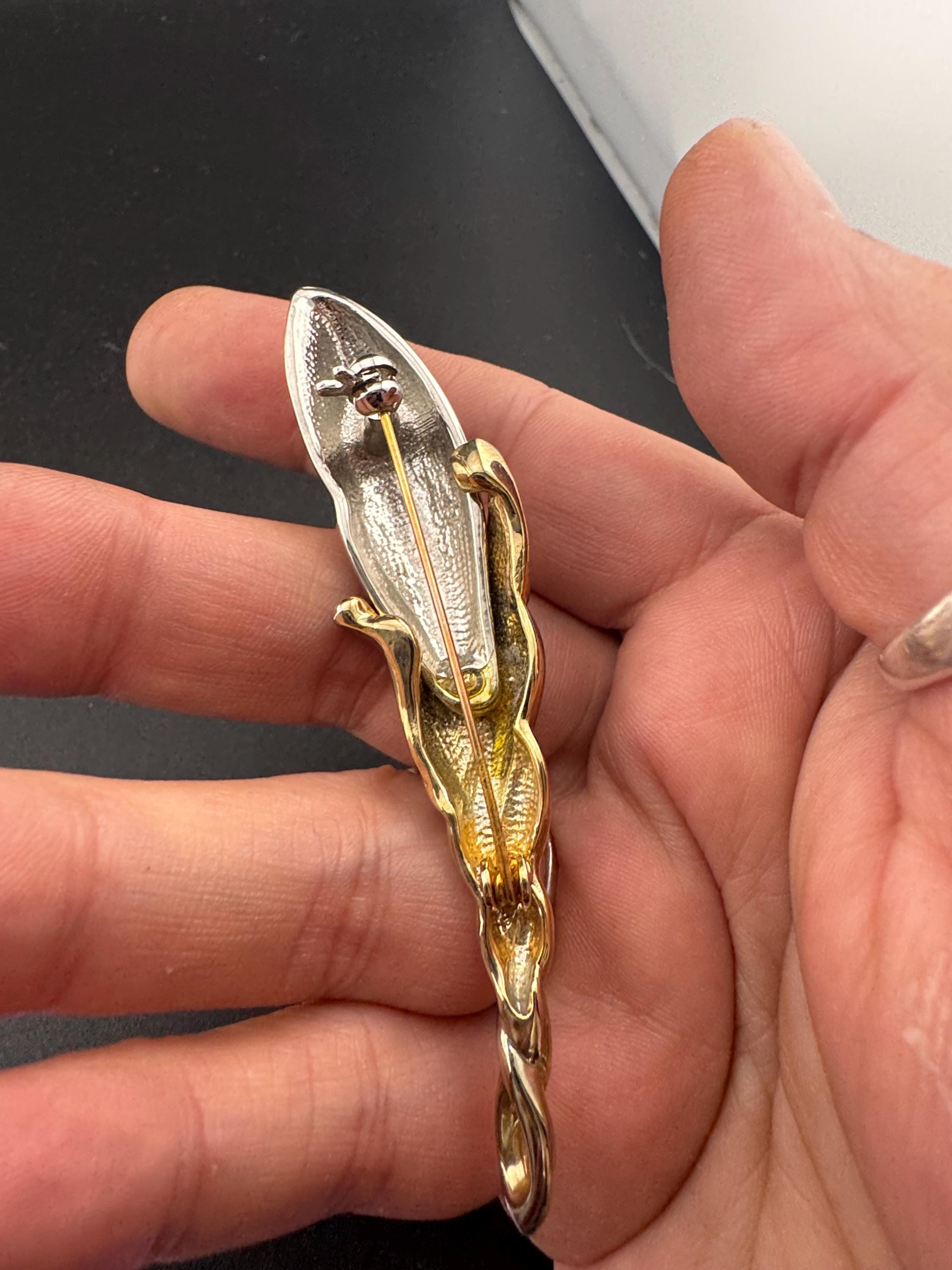 Vintage 8cm long gold and silver tone floral flower bud diamante brooch 80s