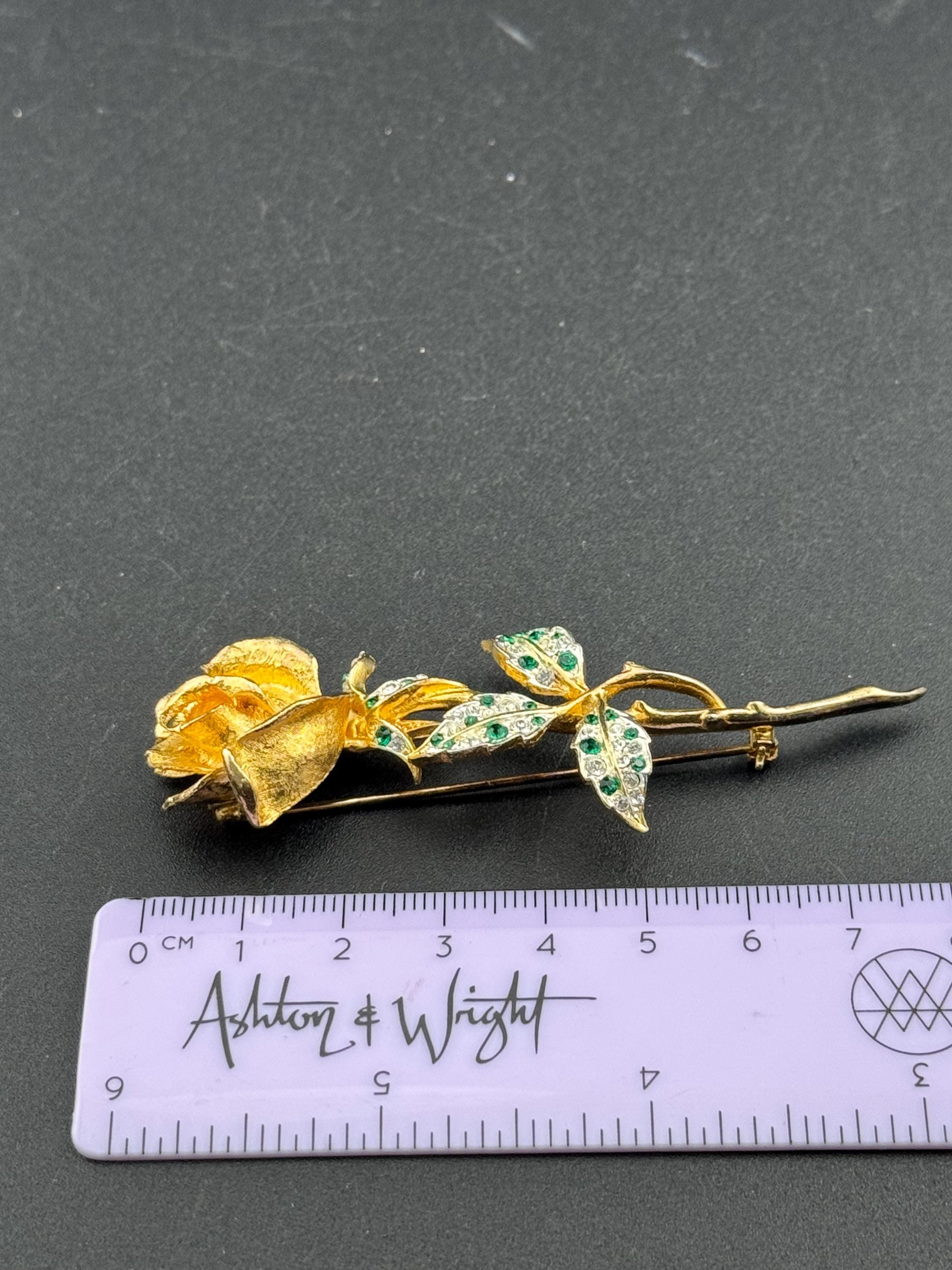 Signed Carven Paris Vintage Rose Brooch: Emerald Rhinestones, Gold Tone