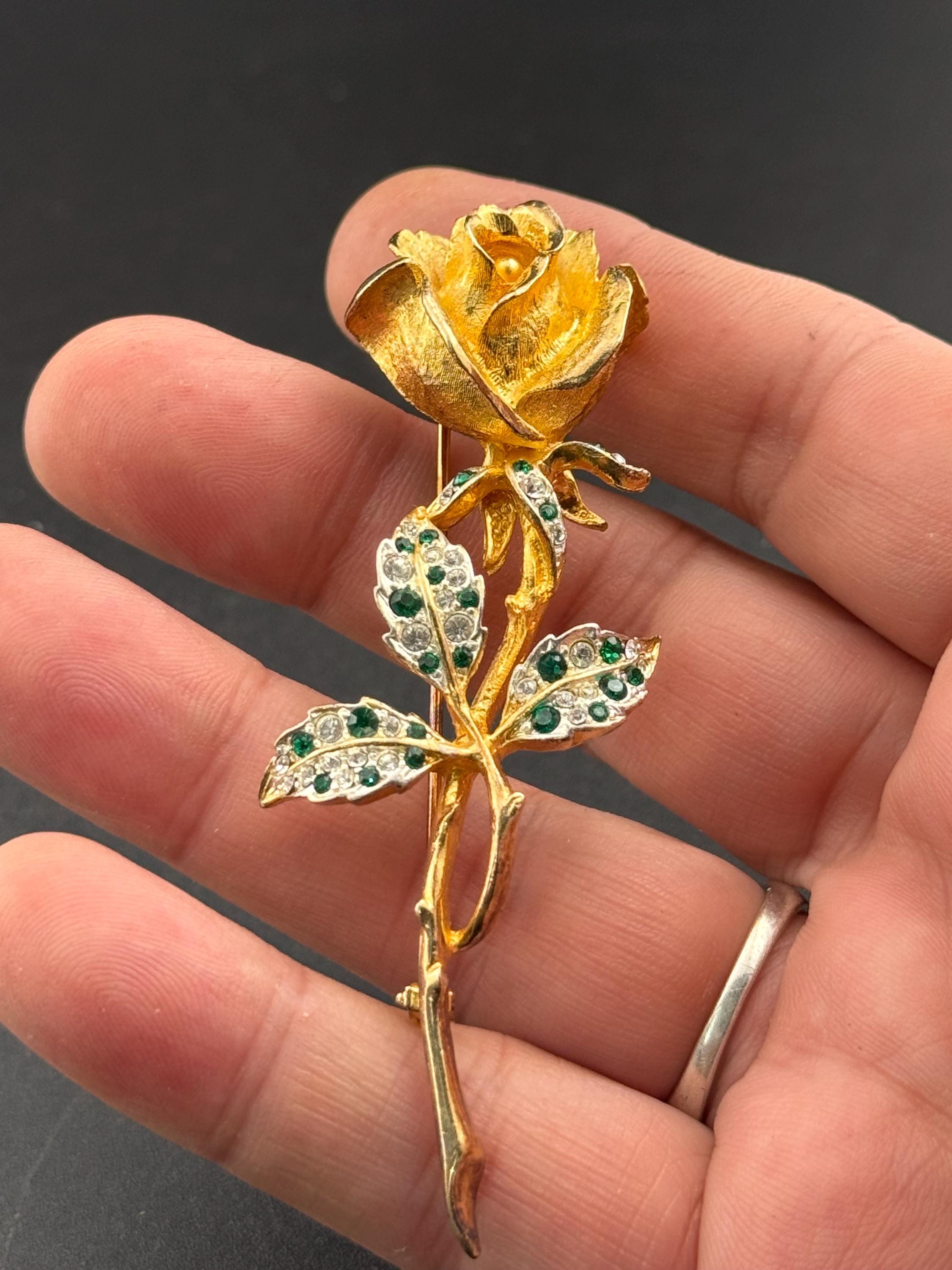 Signed Carven Paris Vintage Rose Brooch: Emerald Rhinestones, Gold Tone