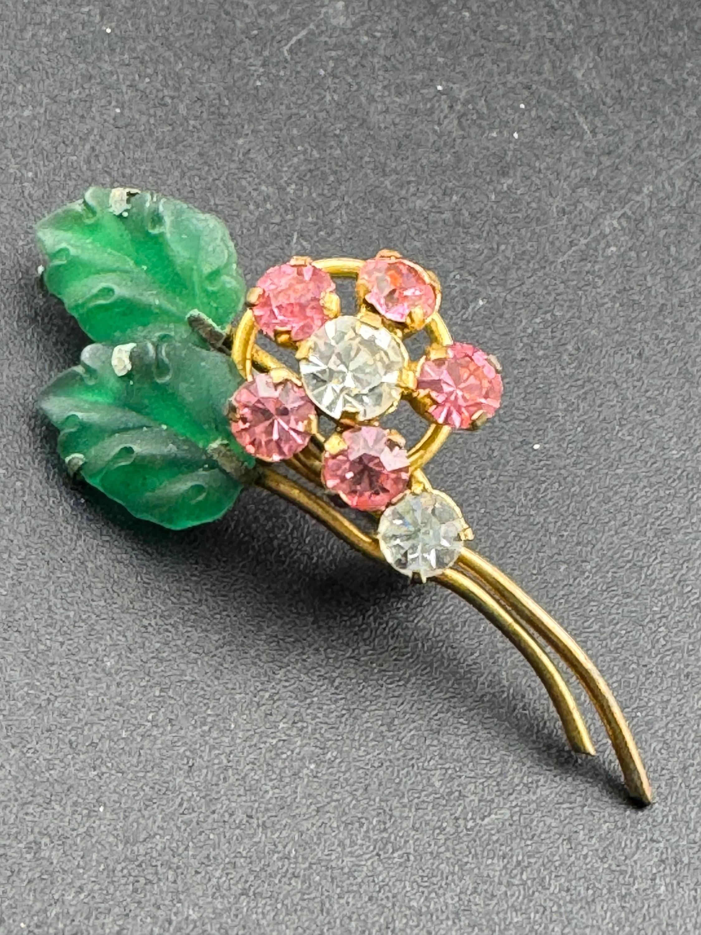Vintage pink rhinestone paste Diamanté gold tone floral Brooch with frosted cabochon leaves