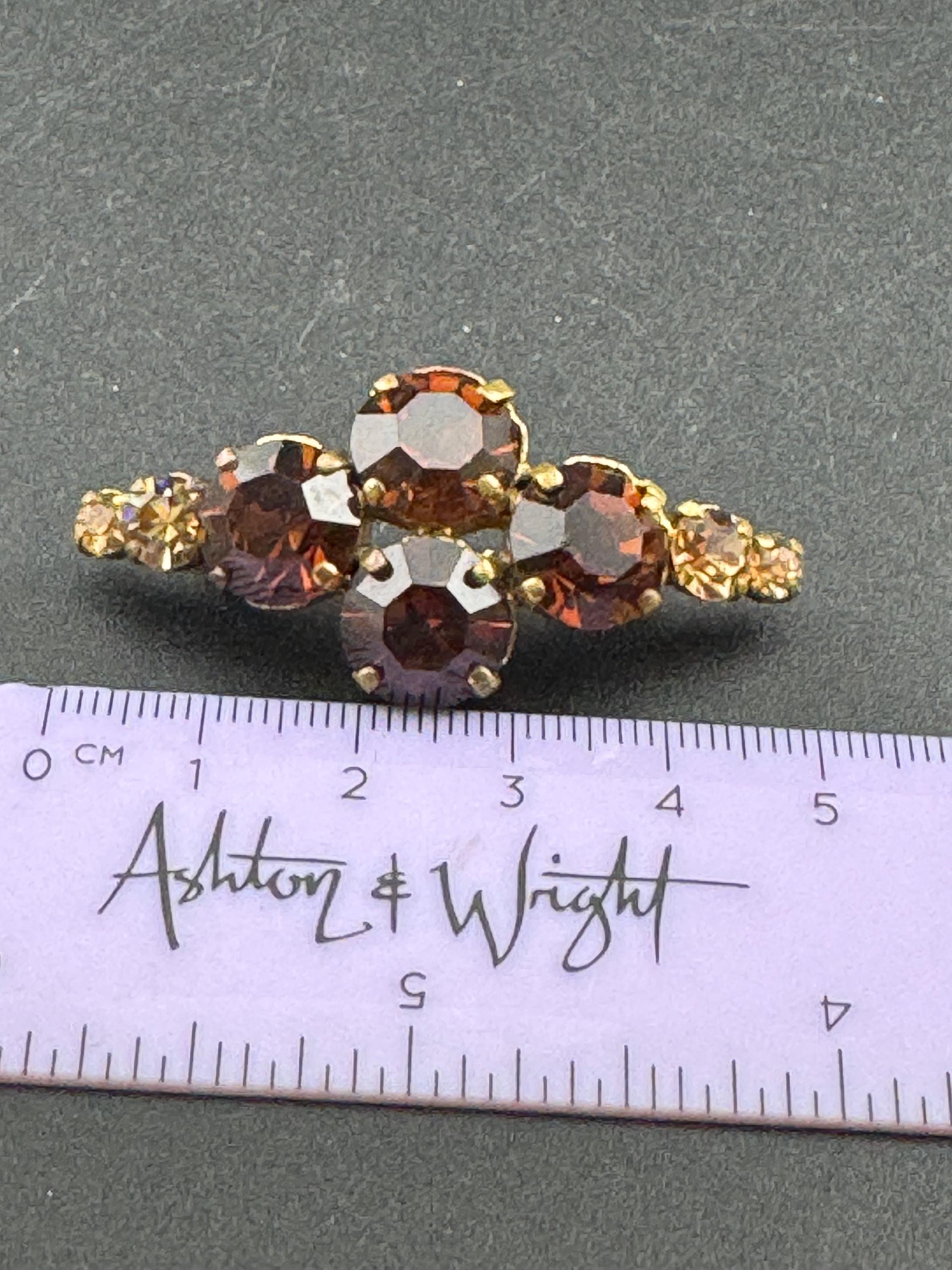 vintage gold tone brown cognac rhinestone glass 5cm brooch