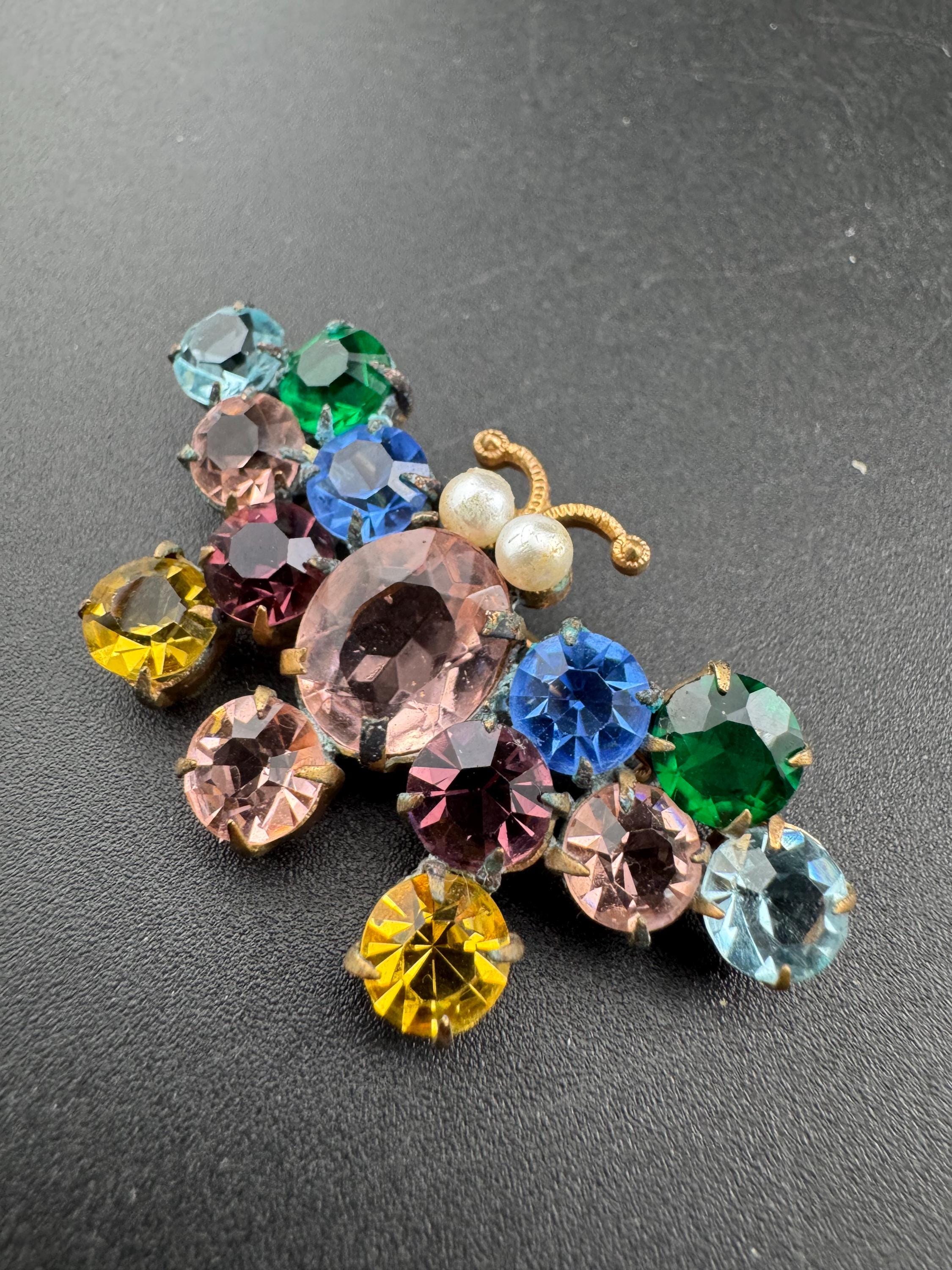 Antique Edwardian gold tone rainbow diamanté crystal butterfly brooch with faux pearls