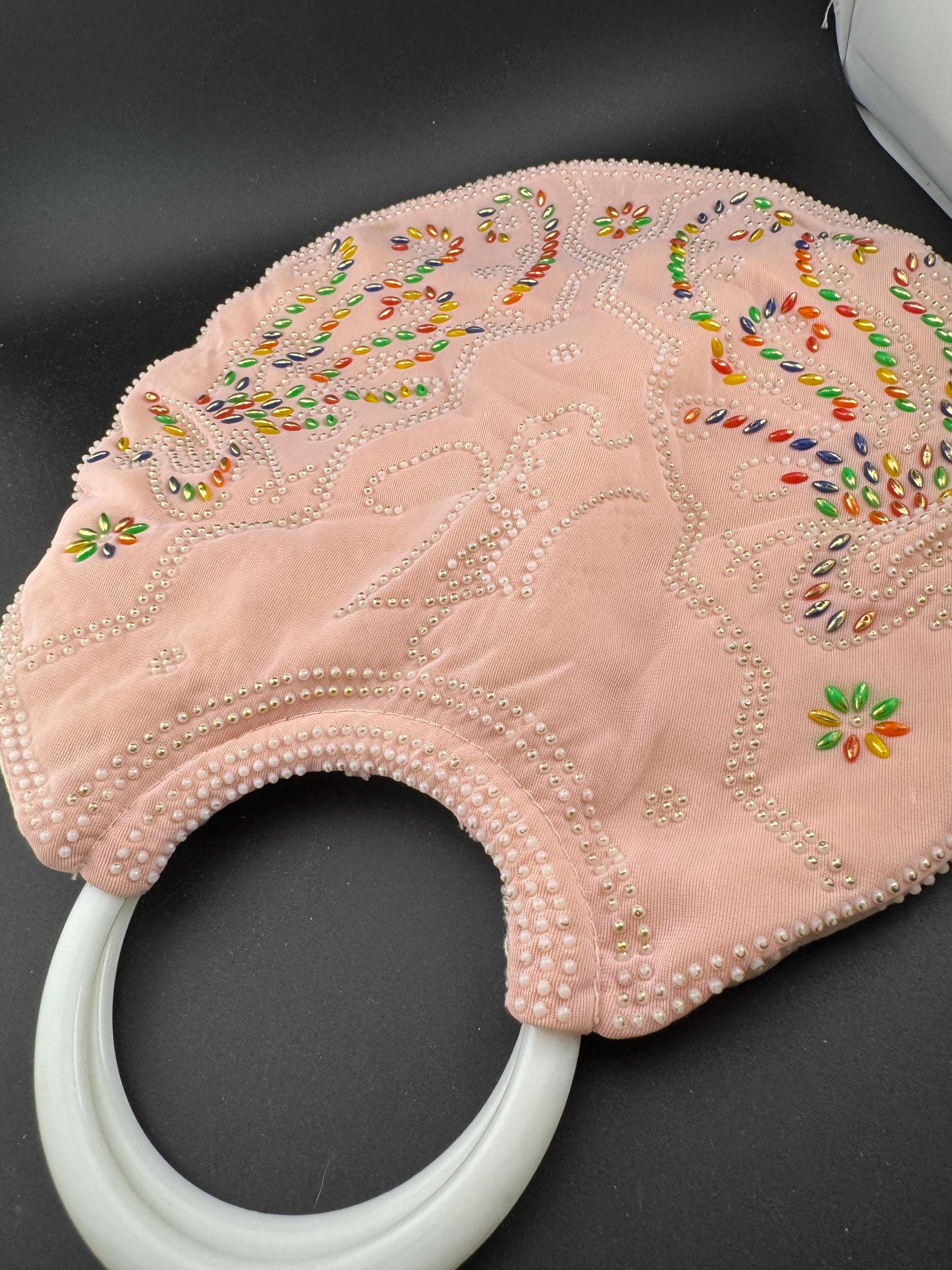 Vintage Retro 1950s 1960s pale peach pink Hong Kong plastic Beaded  day Bag super kitsch with metallic beads