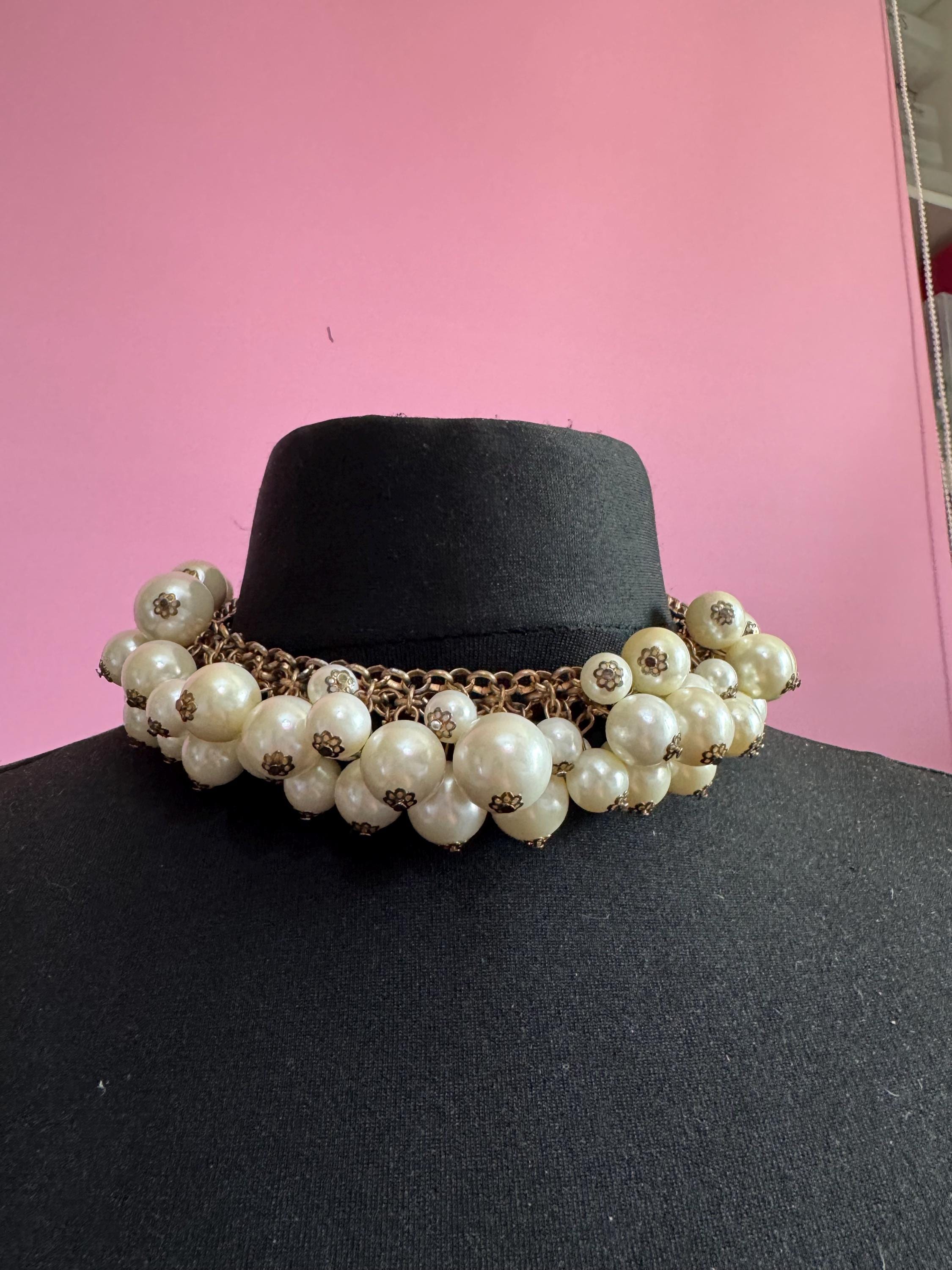 retro faux plastic chunky pearl beaded statement choker cluster necklace