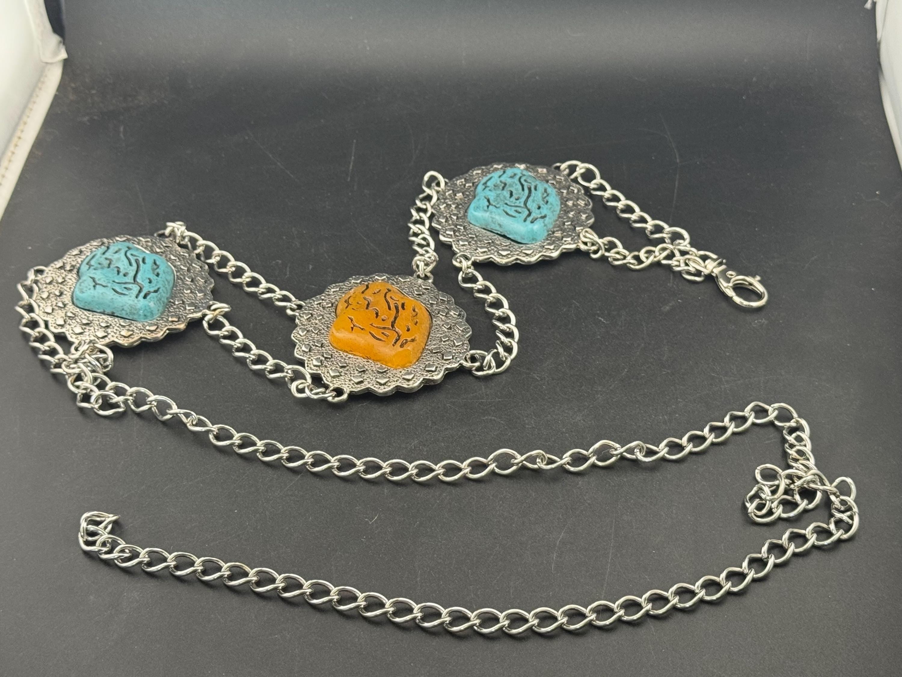 Vintage Southwestern Belt: Silver Tone Chain with Turquoise Amber Cabochons