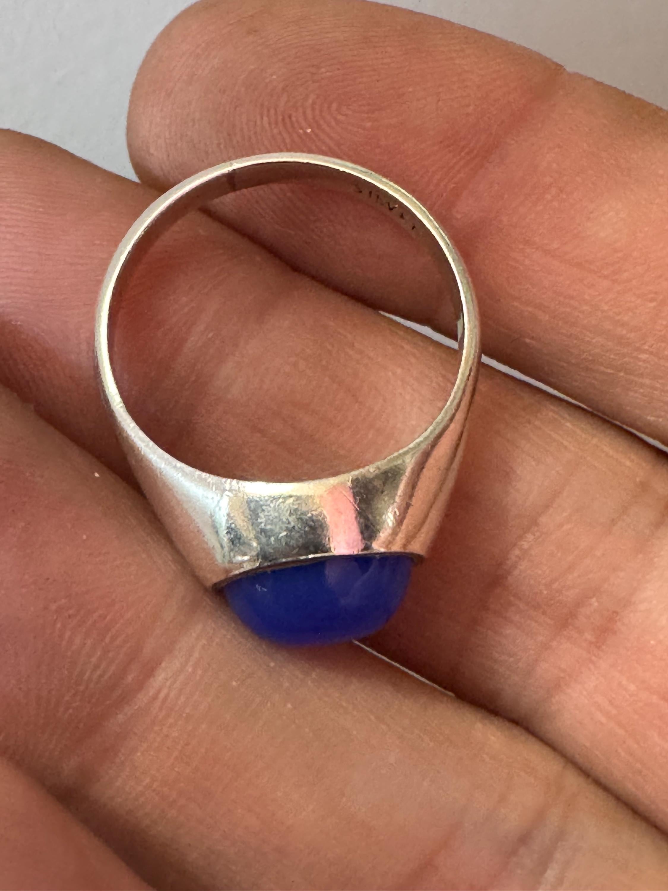 Uk Size R.5 modernist 925 Sterling silver ring with blue oval gemstone,