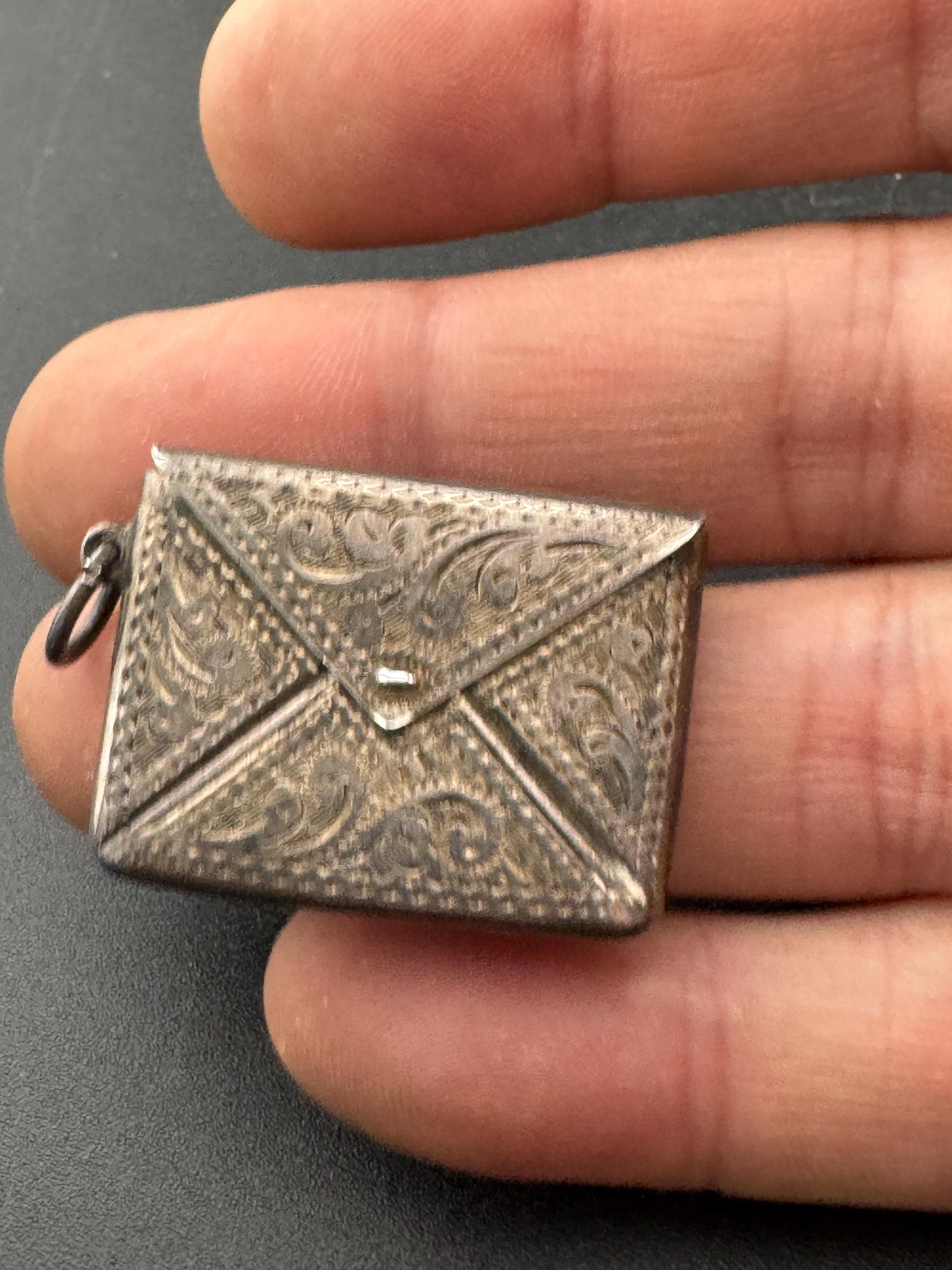 Antique stamped STERLING Silver Engraved Envelope Stamp Holder Charm Pendant 3.5cm 4.7 grams