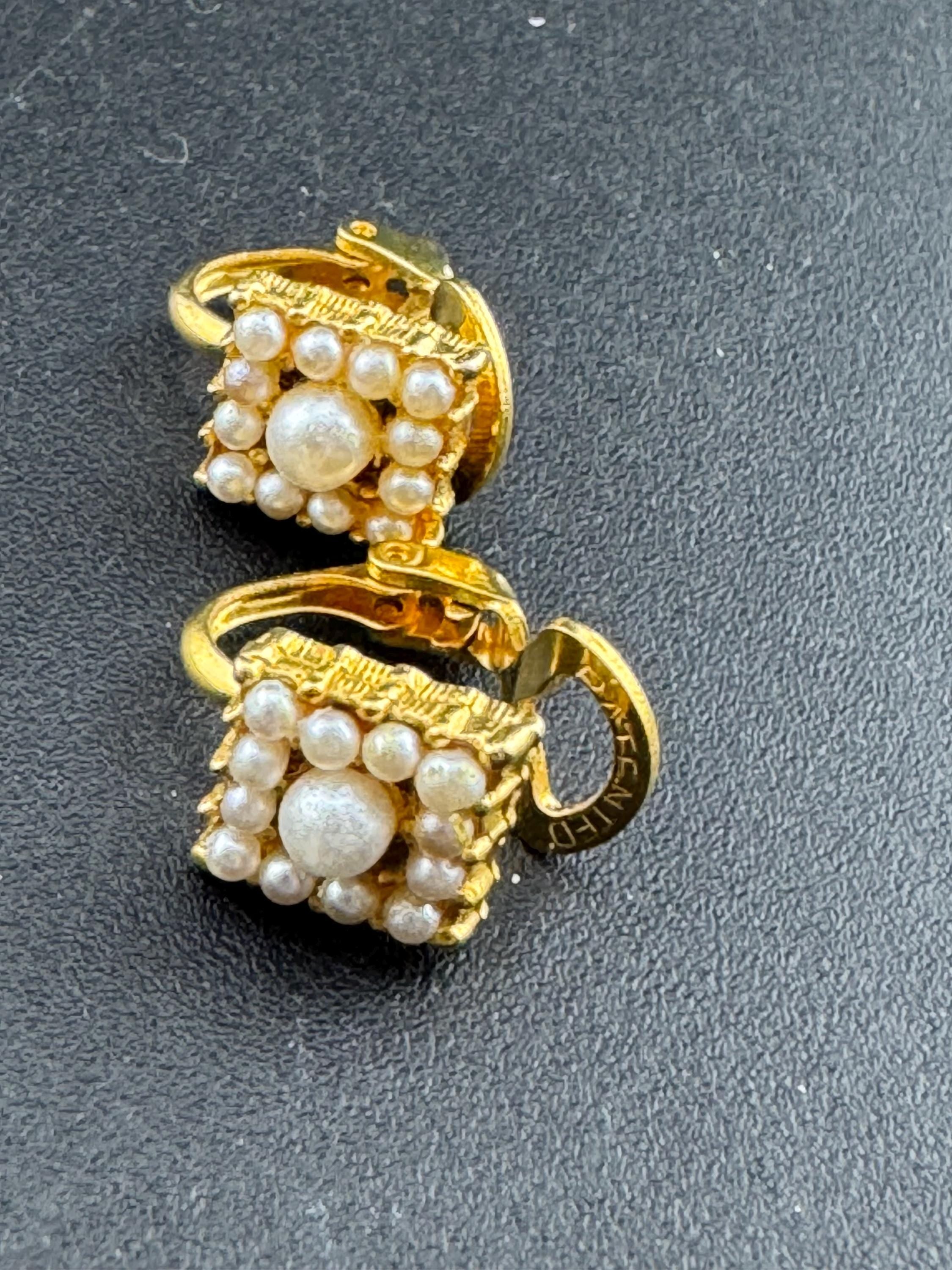 Vintage gold tone dainty 8mm small square clip on earrings faux cream