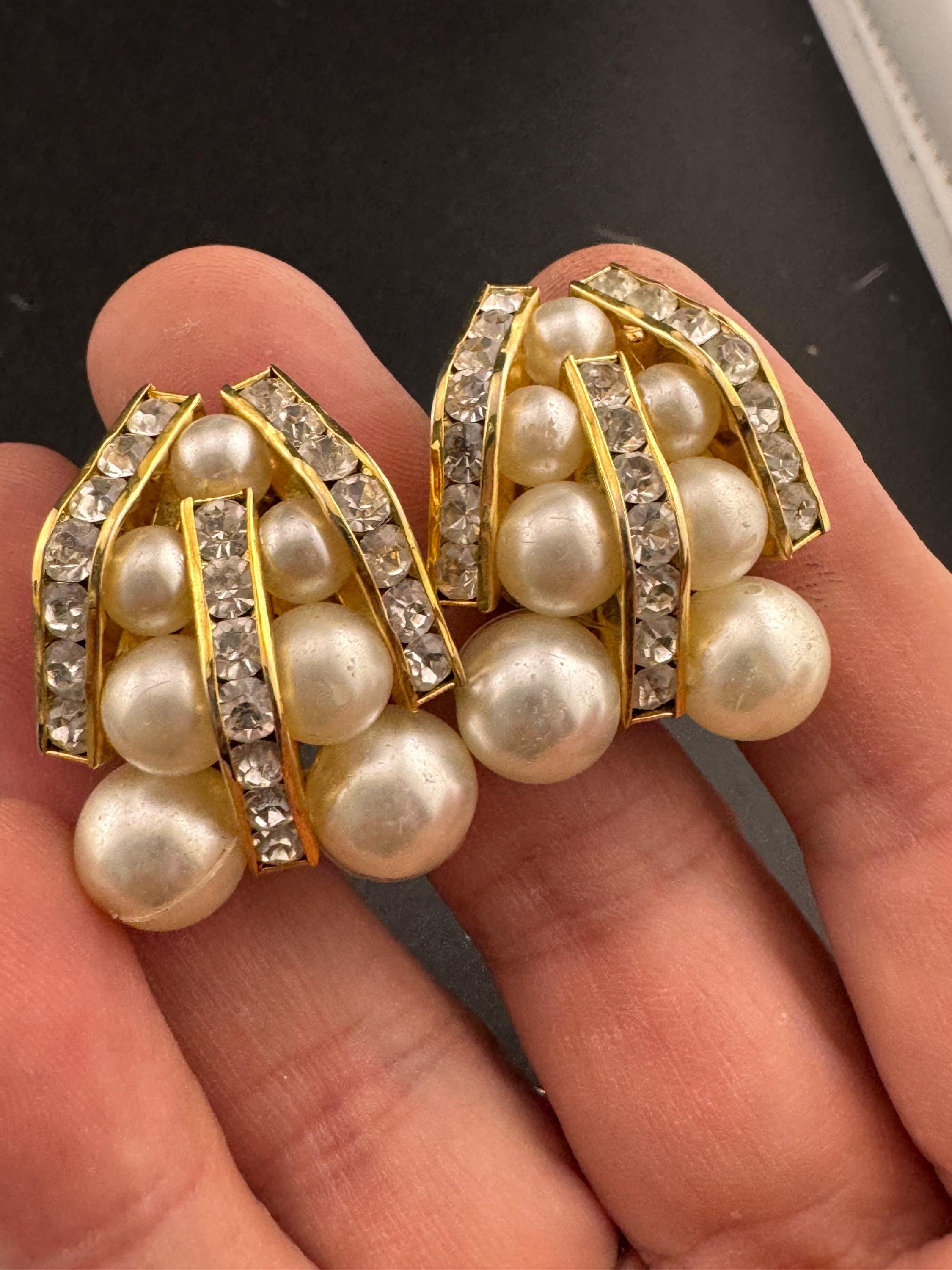 Vintage White Pearl channel set rhinestone ornate high end stud clip on Earrings
