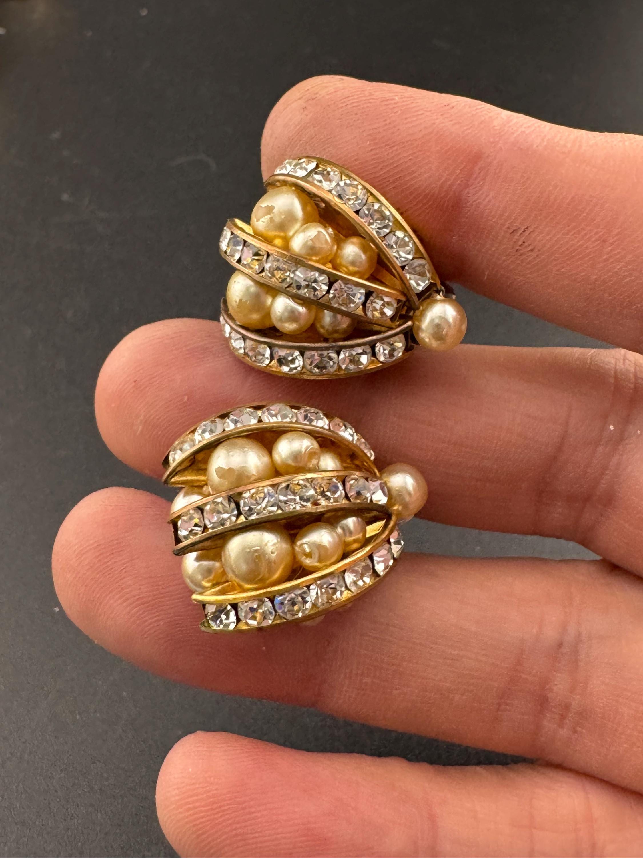 Vintage White Pearl channel set rhinestone ornate high end stud clip on Earrings