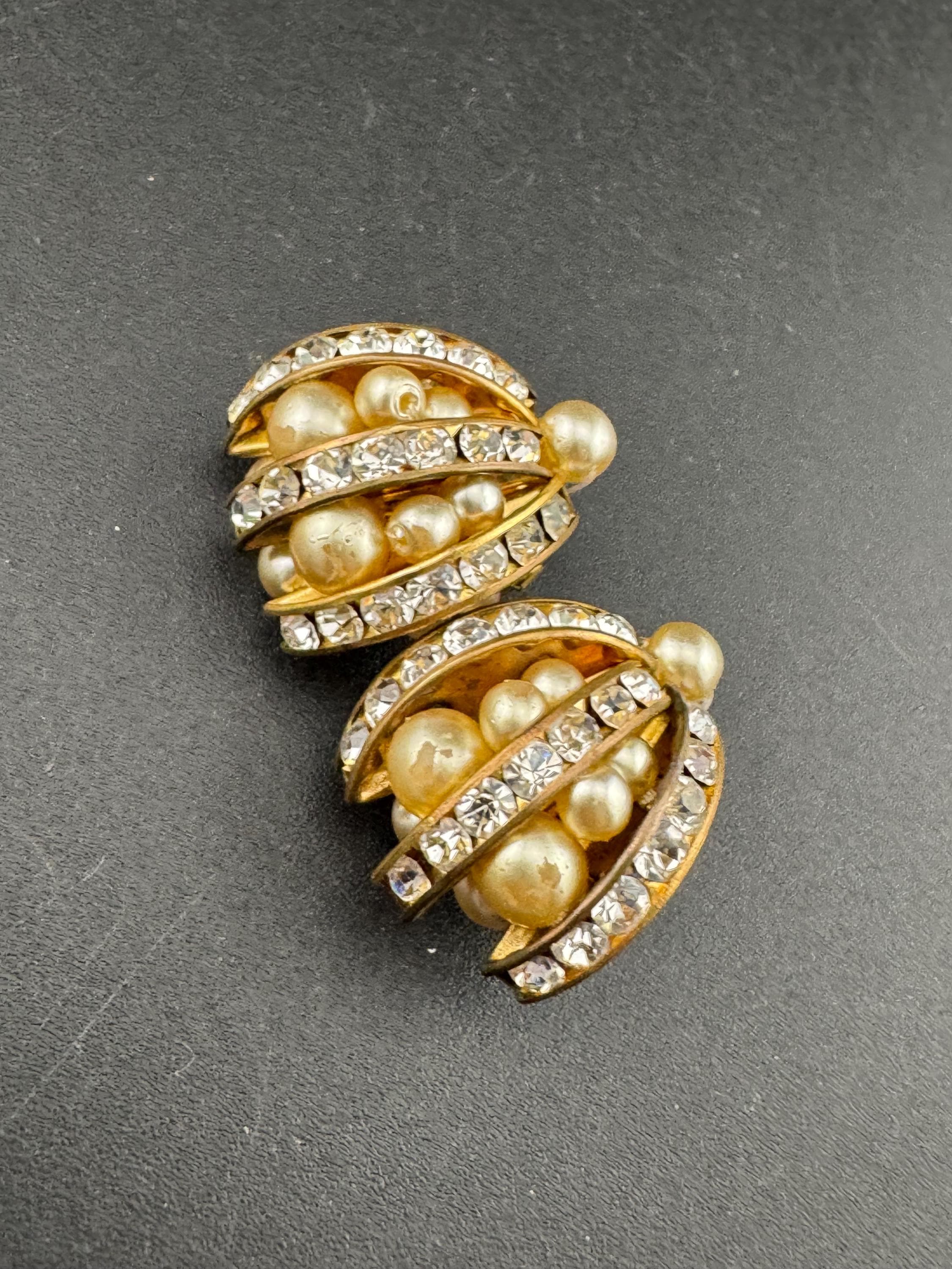 Vintage White Pearl channel set rhinestone ornate high end stud clip on Earrings