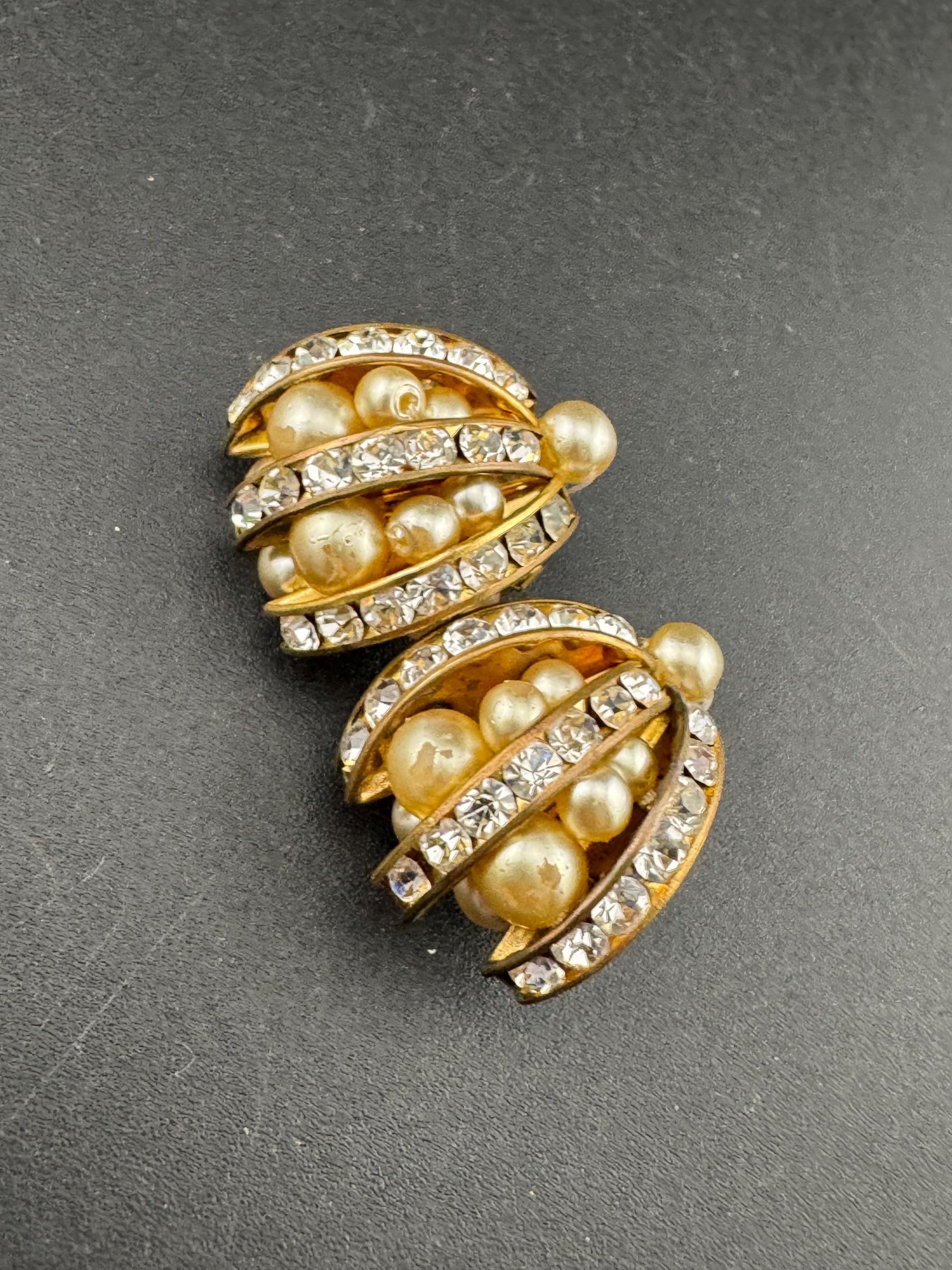 Vintage White Pearl channel set rhinestone ornate high end stud clip on Earrings
