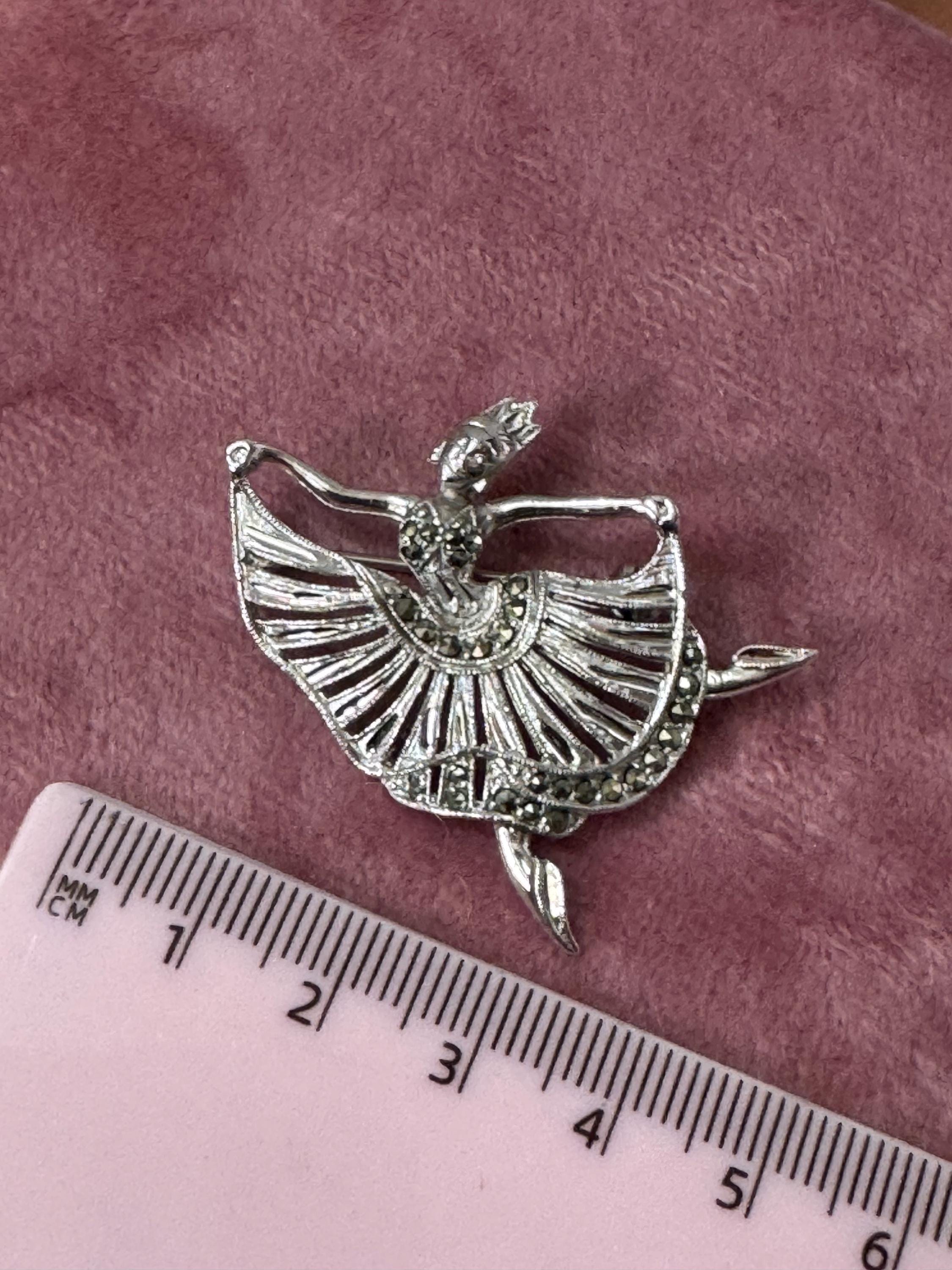 Vintage silver tone marcasite art deco dancing lady ballerina brooch