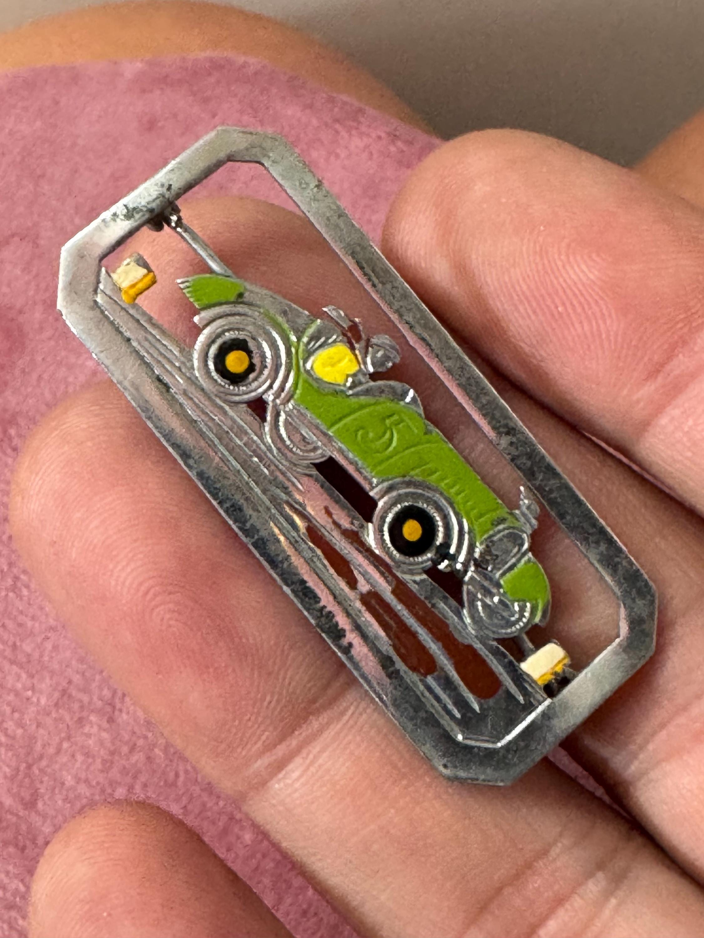 Vintage art deco Ges Gesch cold painted classic vintage car Brooch in chrome