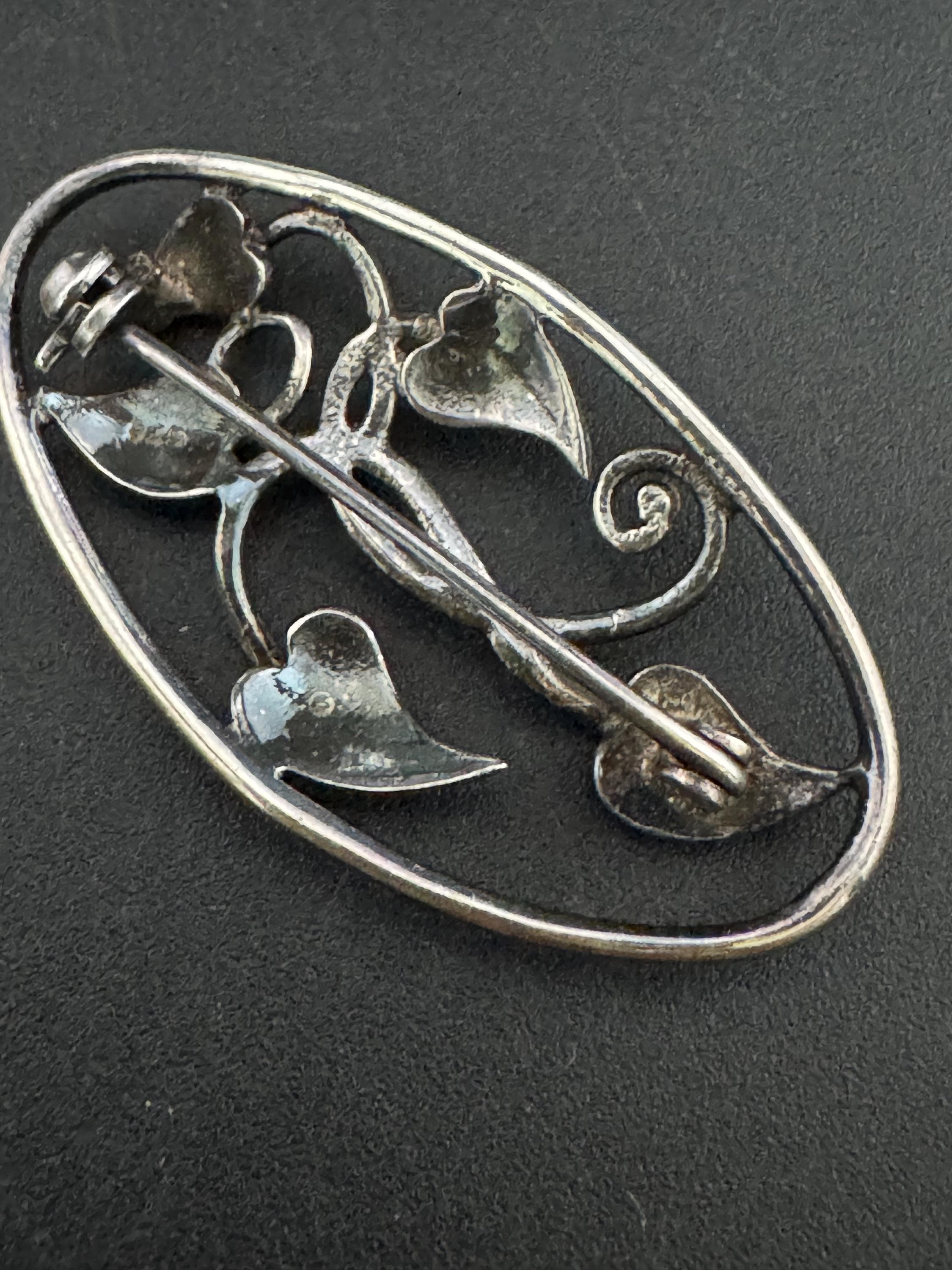 Modernist Sterling 925 Silver art nouveau style floral Brooch 5.9 grams 4cm