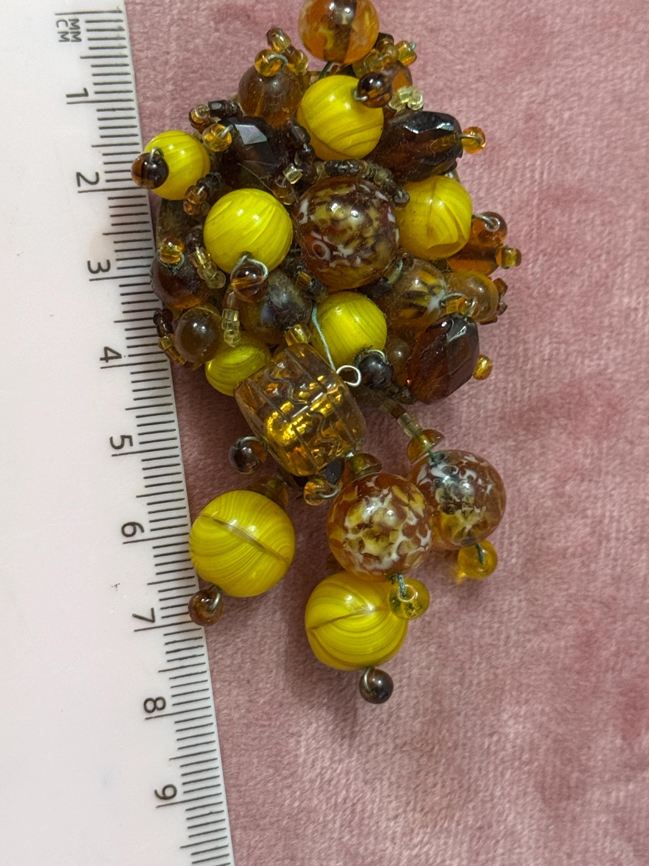 Vintage MCM Gold Tone Brooch: Amber Glass Beaded Dangly Drop