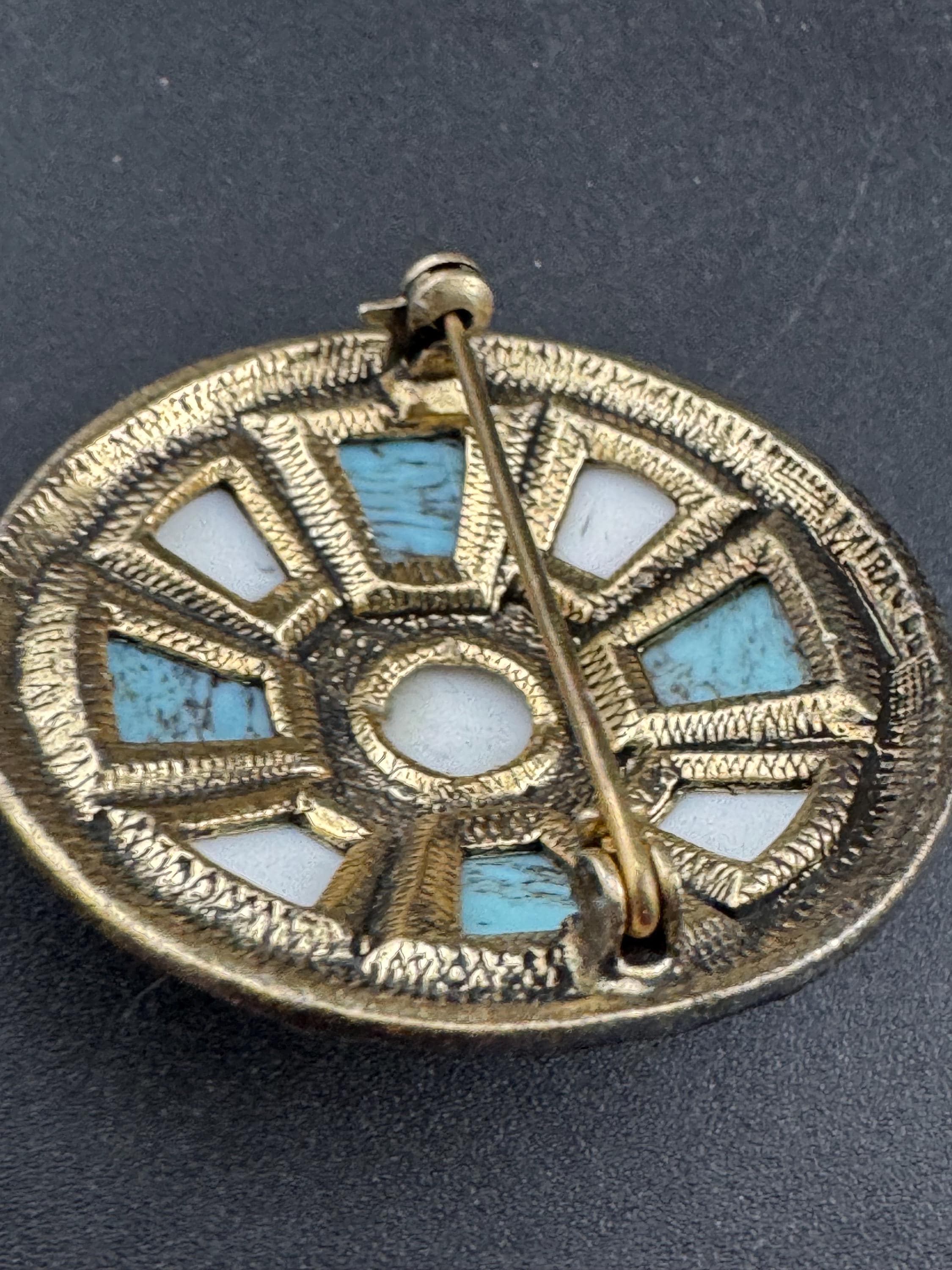 Signed Miracle Vintage silver tone turquoise blue tones Scottish agate pebble glass brooch