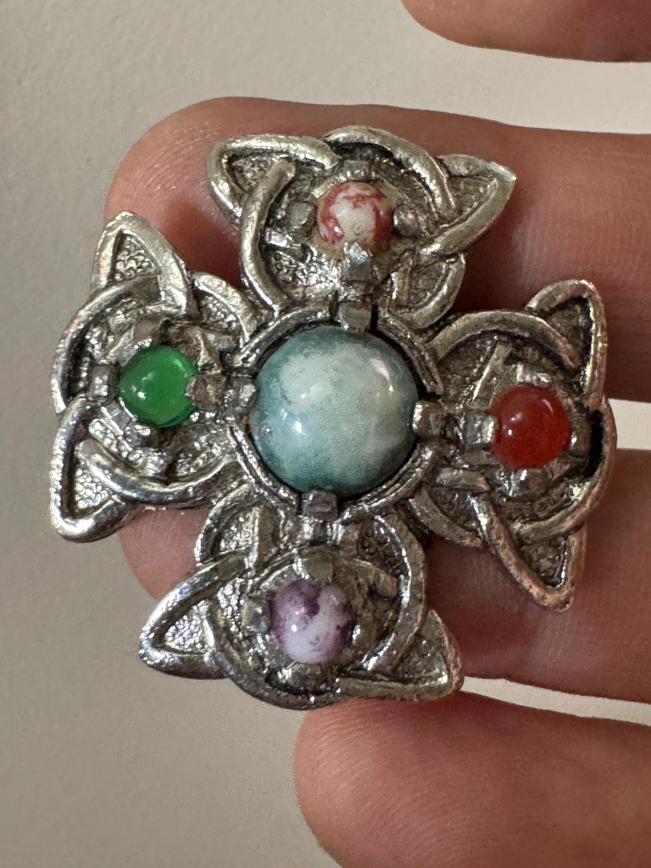 Vintage silver tone Scottish faux agate pebble glass Celtic cross brooch