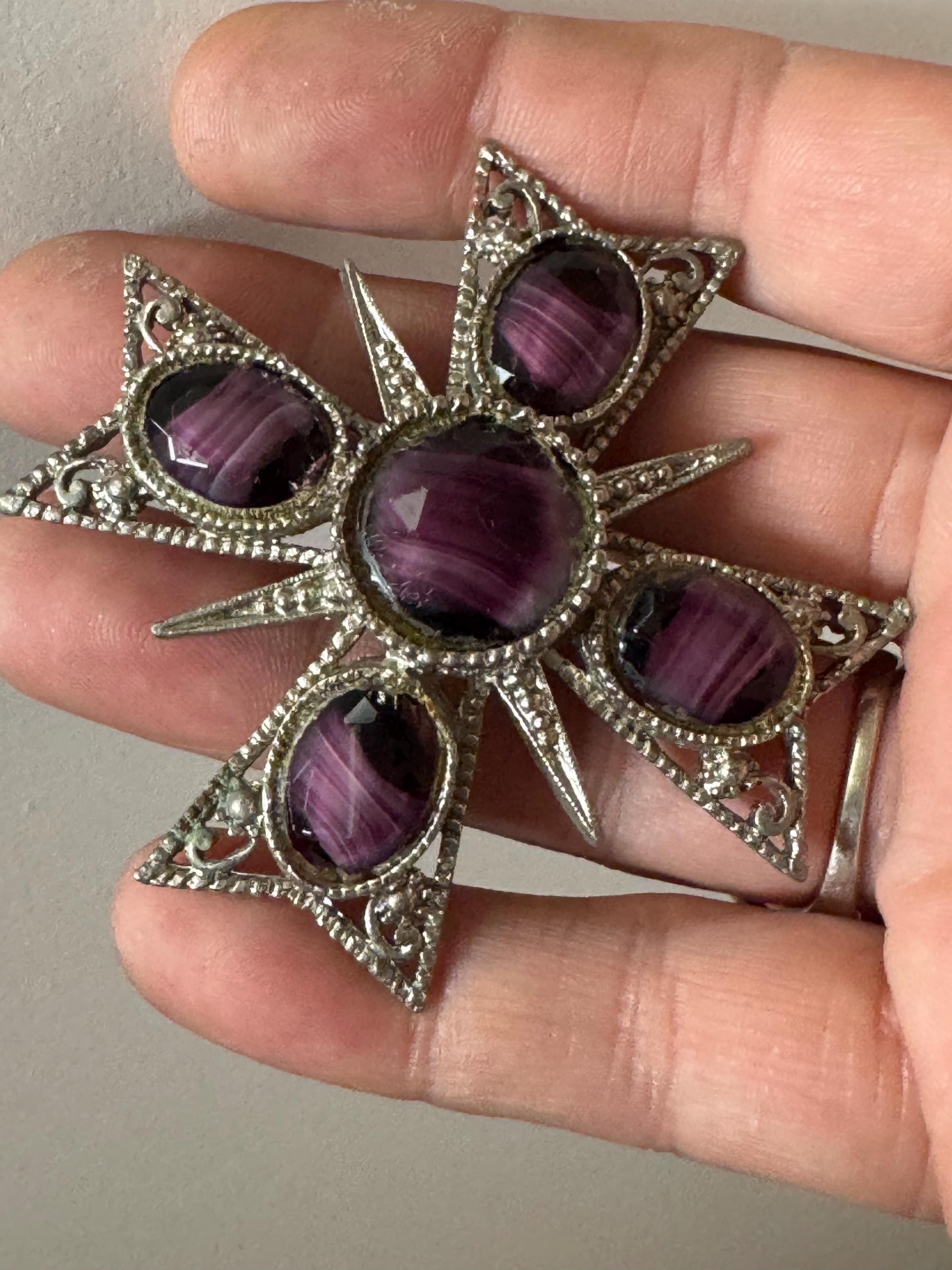 Vintage Scottish style purple faux banded agate givre glass large Maltese cross brooch