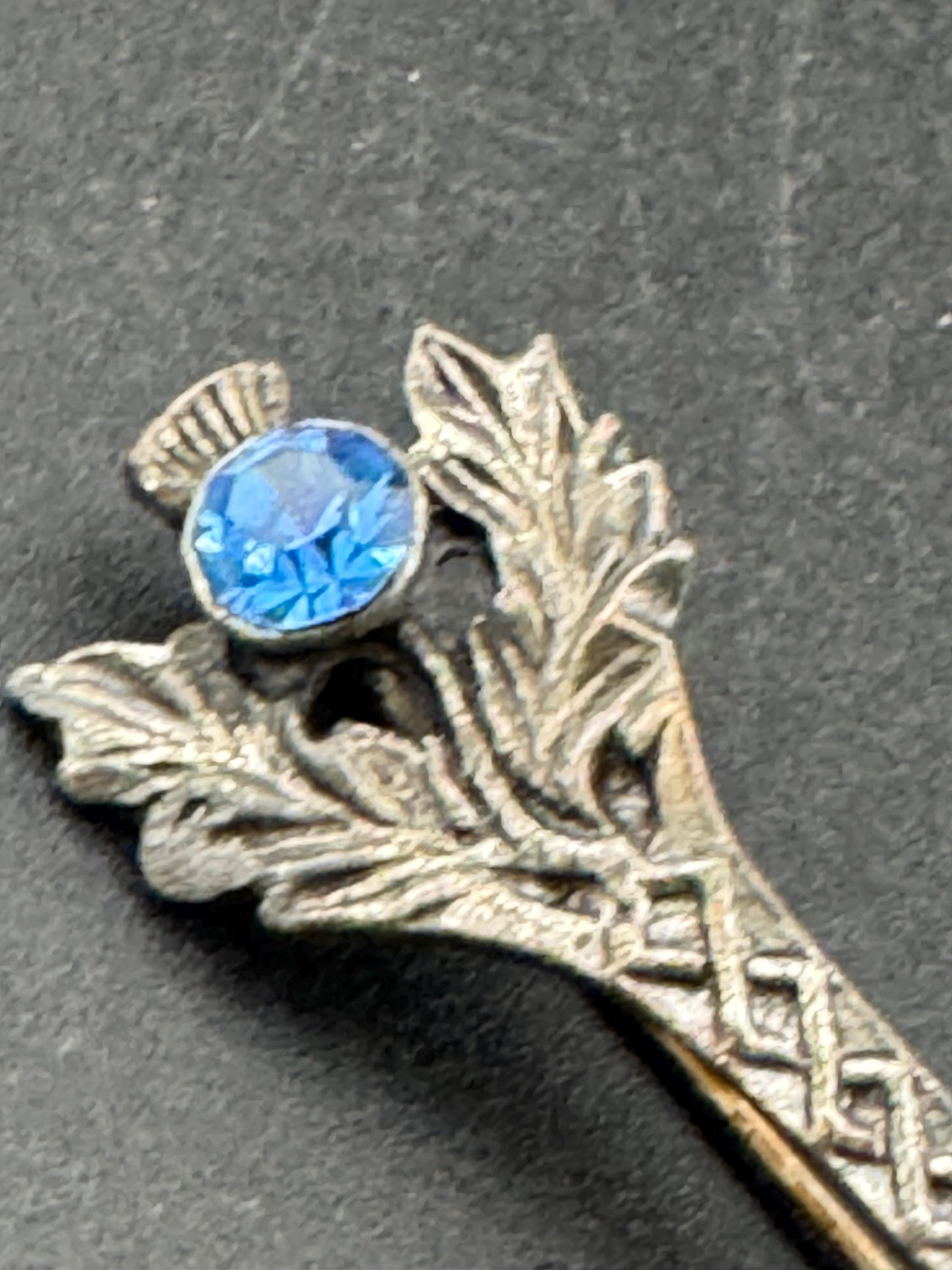 Vintage Silver Tone Scottish Dirk Kilt Pin: Celtic Faux Sapphire Brooch