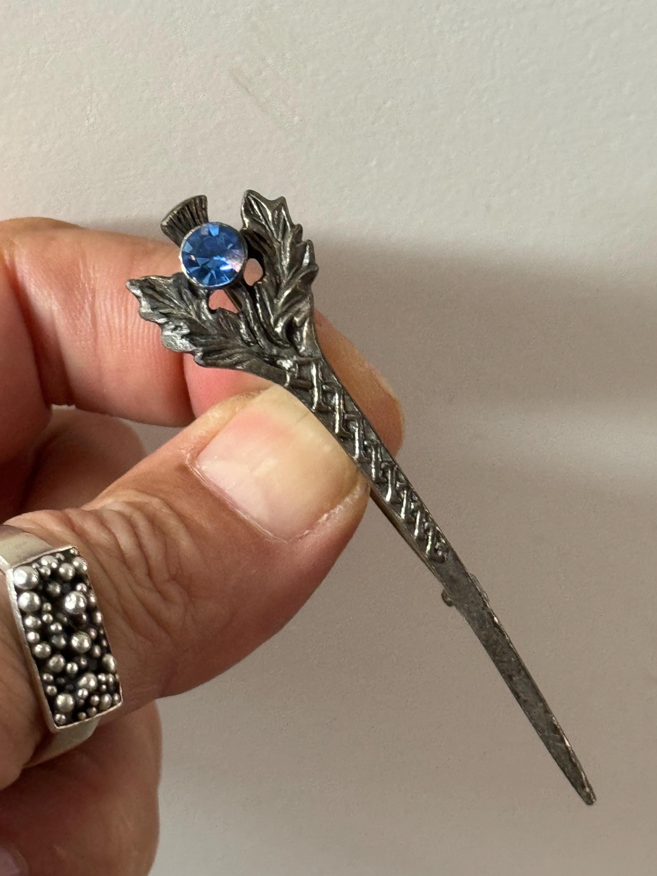 Vintage Silver Tone Scottish Dirk Kilt Pin: Celtic Faux Sapphire Brooch