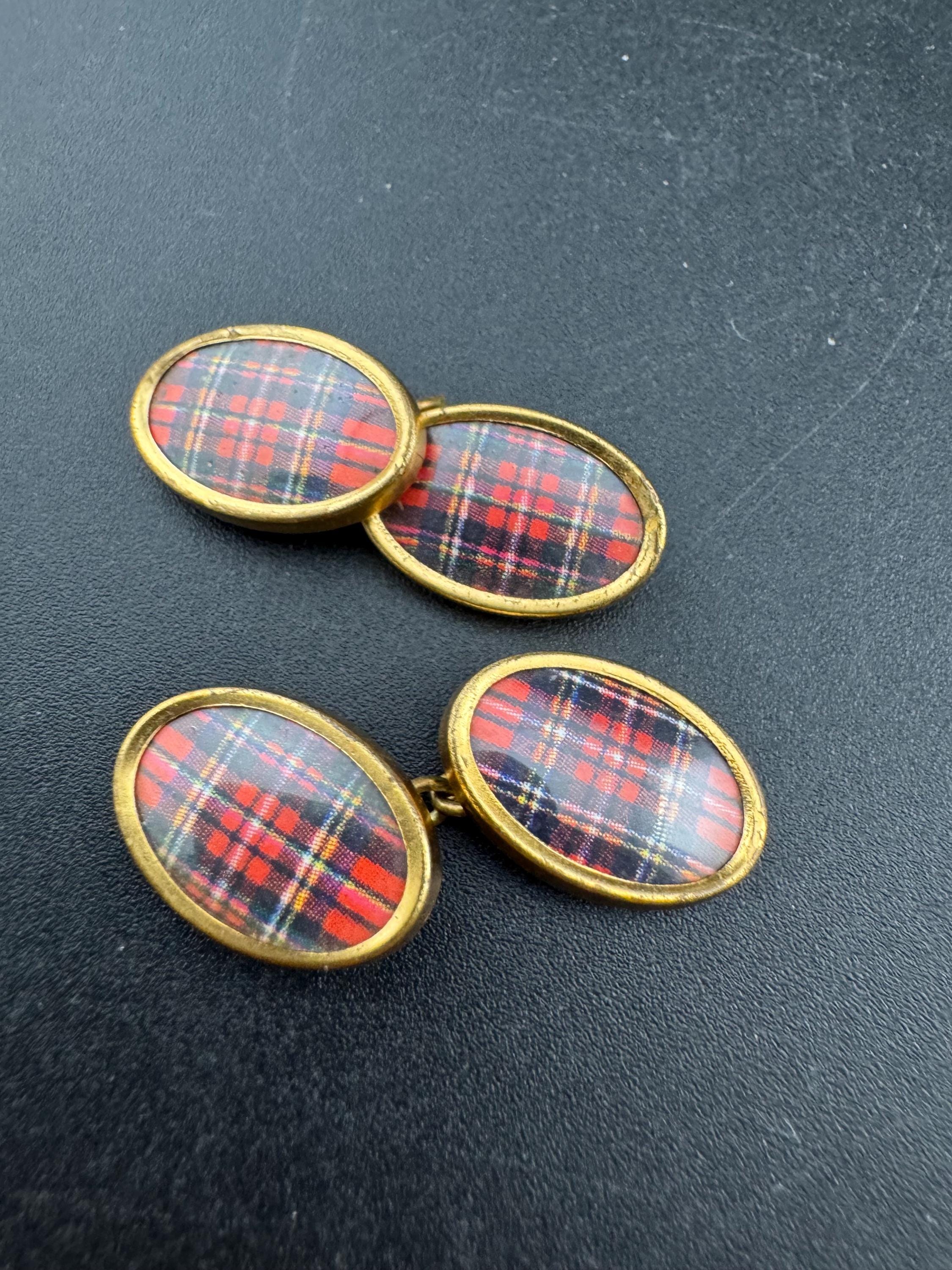 Vintage Scotland red tartan gold tone chain enamel cufflinks Scottish