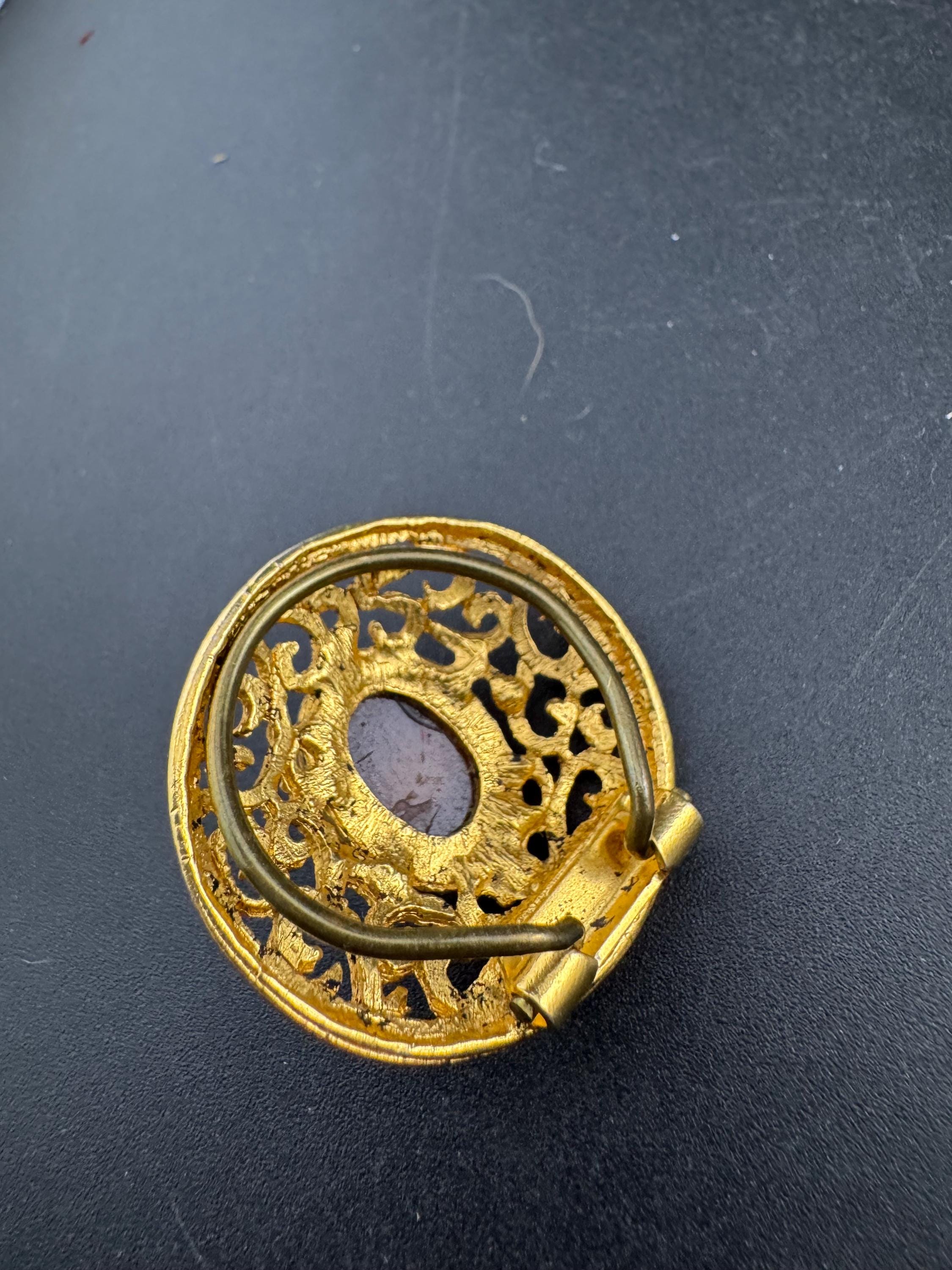 Vintage Gold tone Celtic Scarf Ring set with faux agate brown cabochon