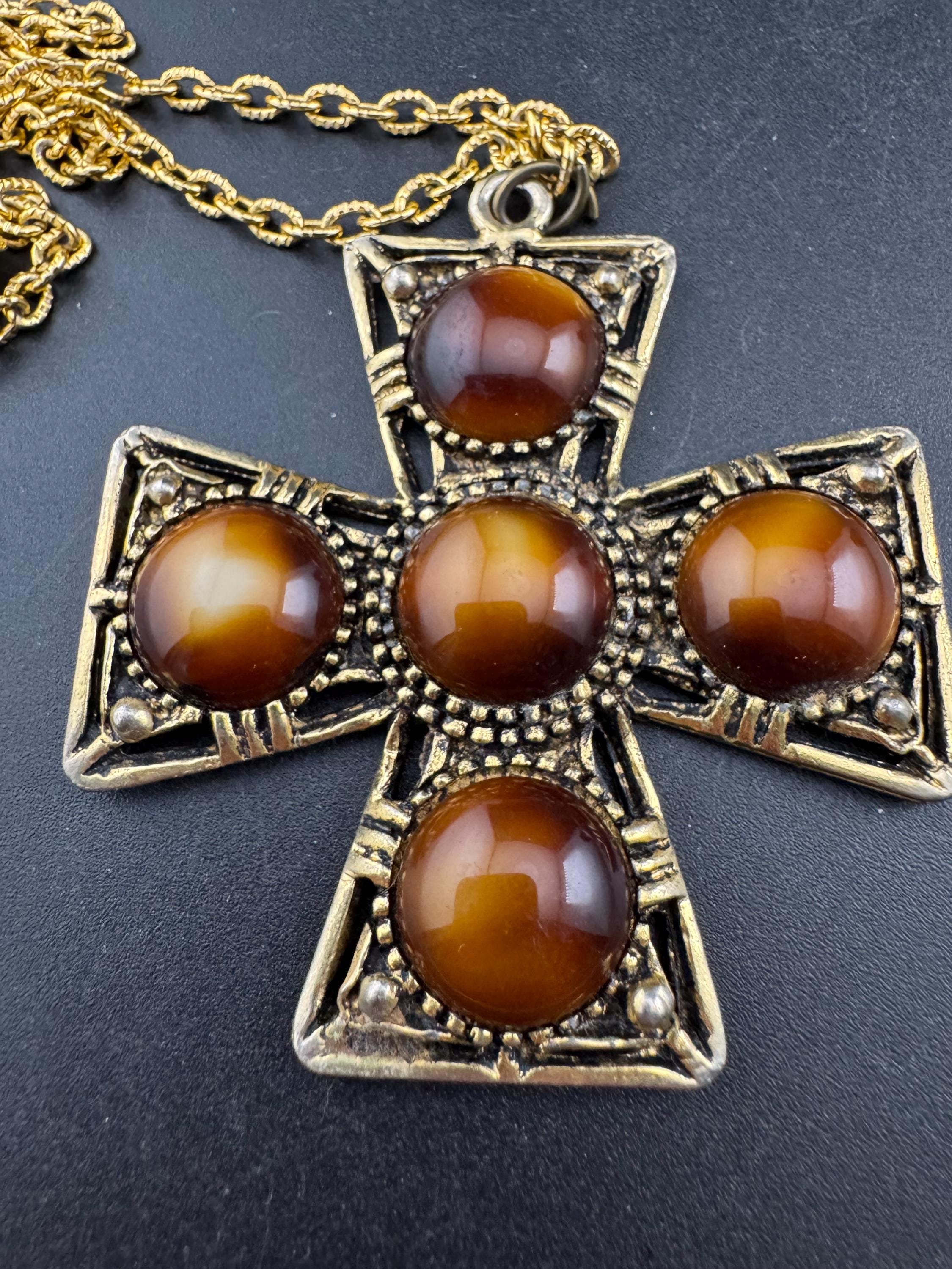 vintage brown faux gemstone cabochons Scottish Celtic cross Pendant necklace gold tone