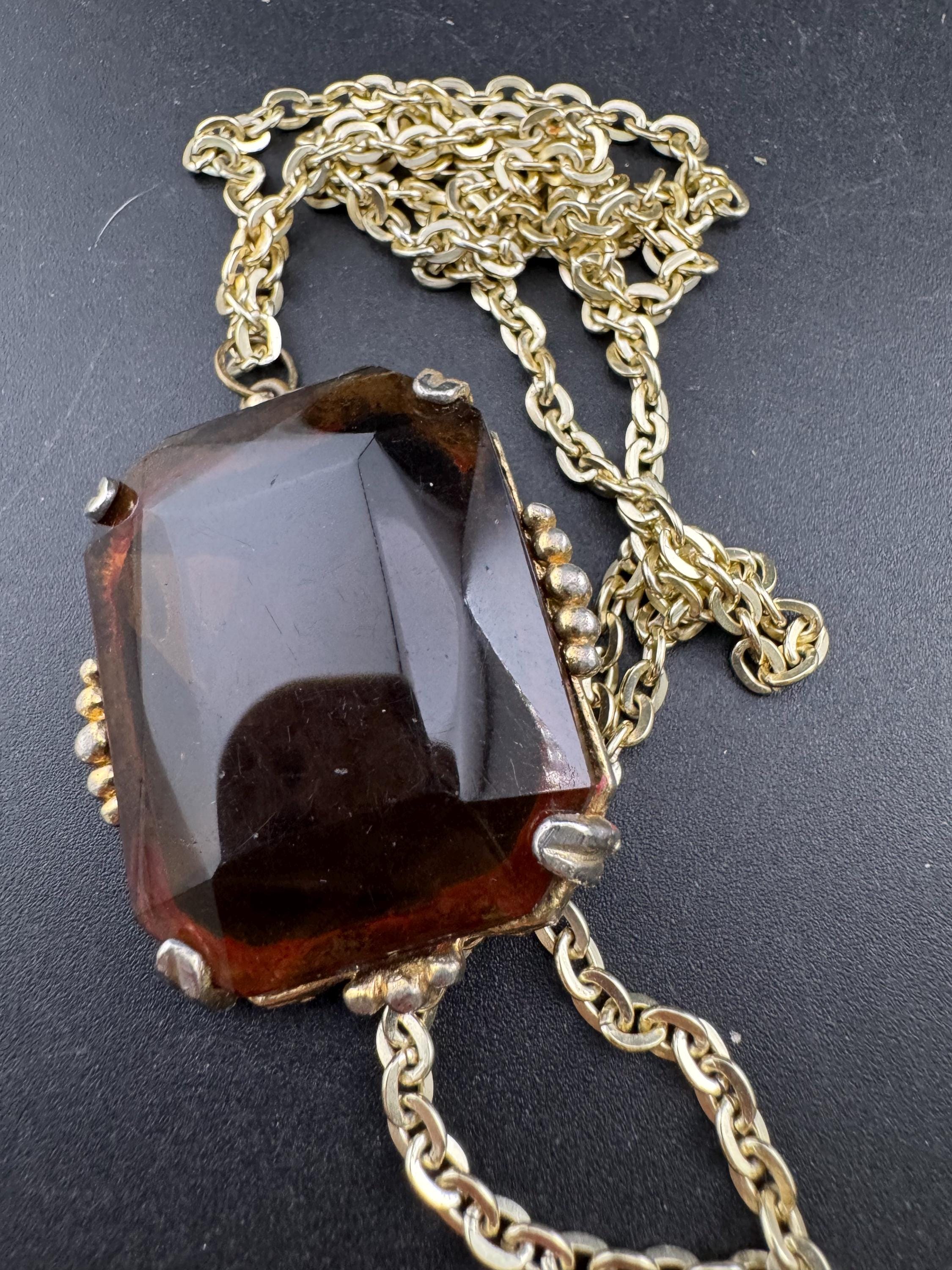 Vintage gold tone brown cognac glass rectangular long 5cm pendant necklace 75cm